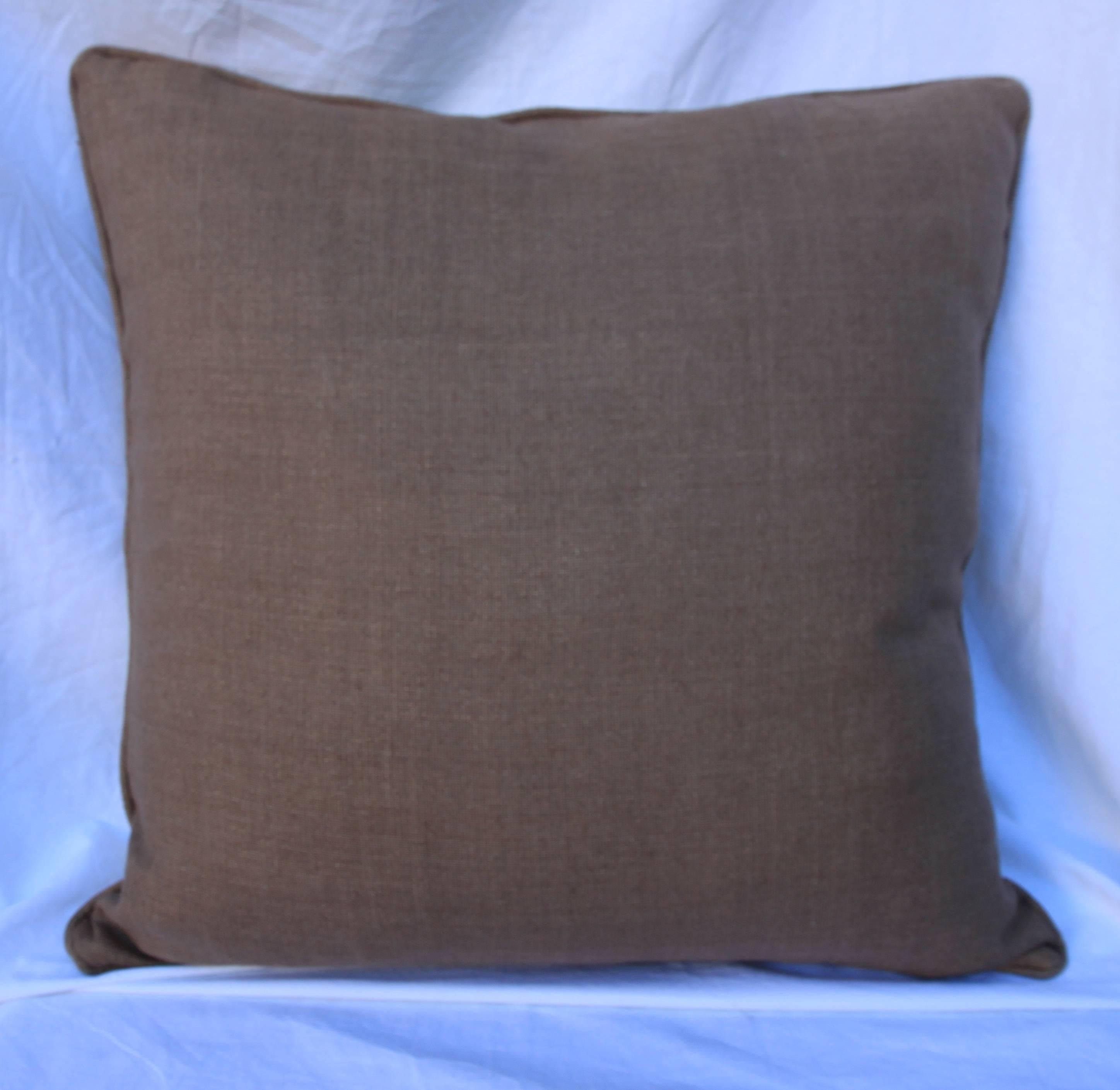Pair of Rose Tarlow printed linen pillow with linen back and self cord detail. Down inserts, sewn shut.