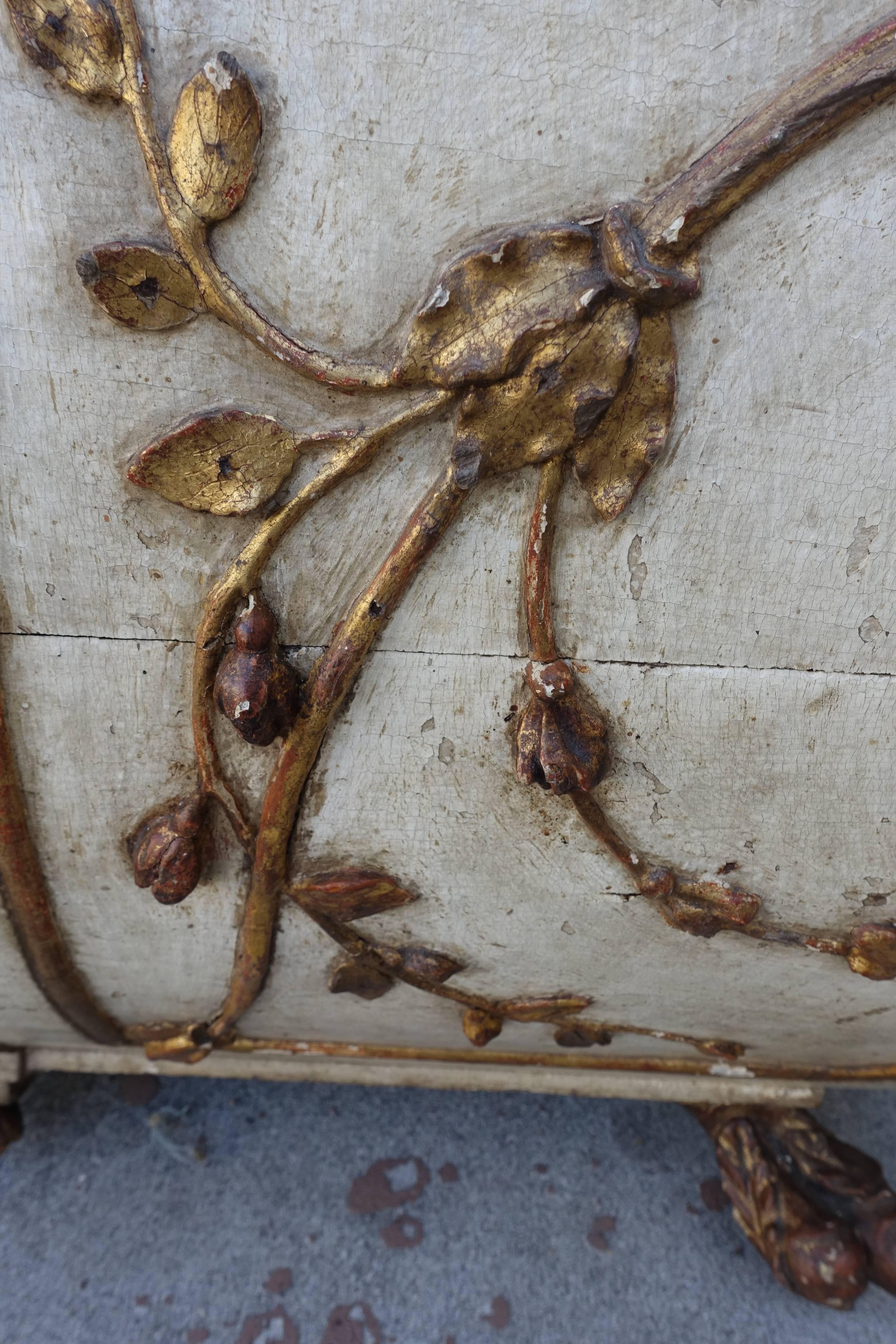 20th Century Pair of Italian Painted and Parcel-Gilt Planters