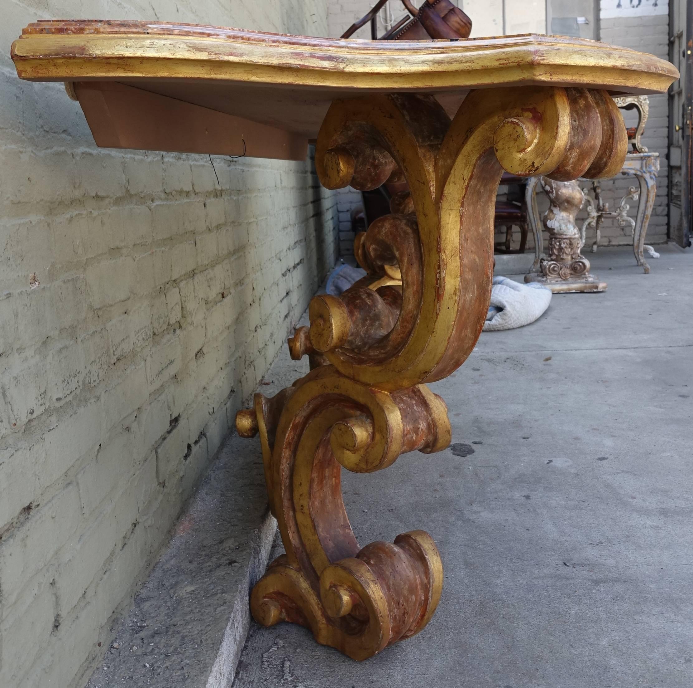 Giltwood Italian Console with Serpentine Marble Top 2