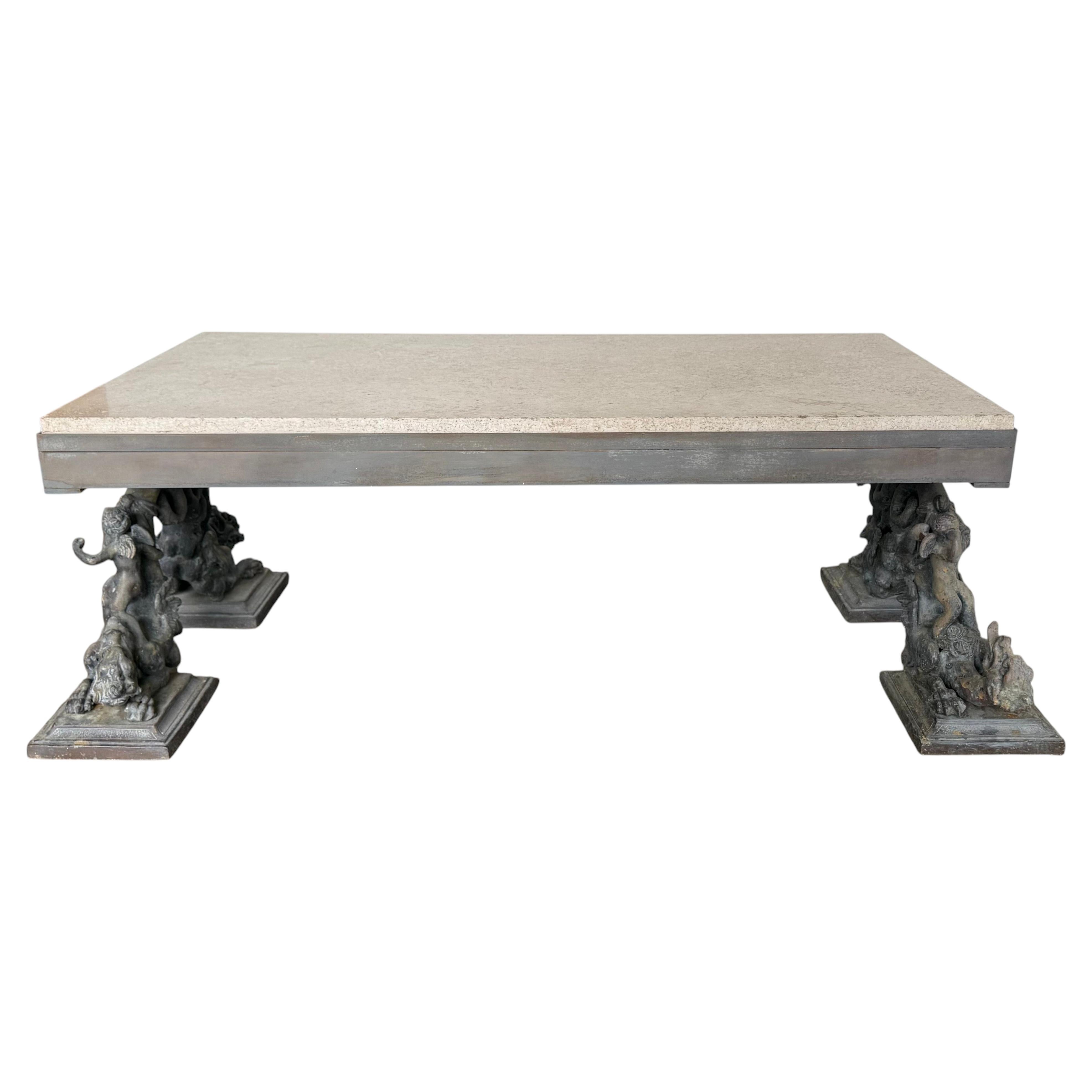 Mesa baja figurada de bronce francés con tapa de travertino