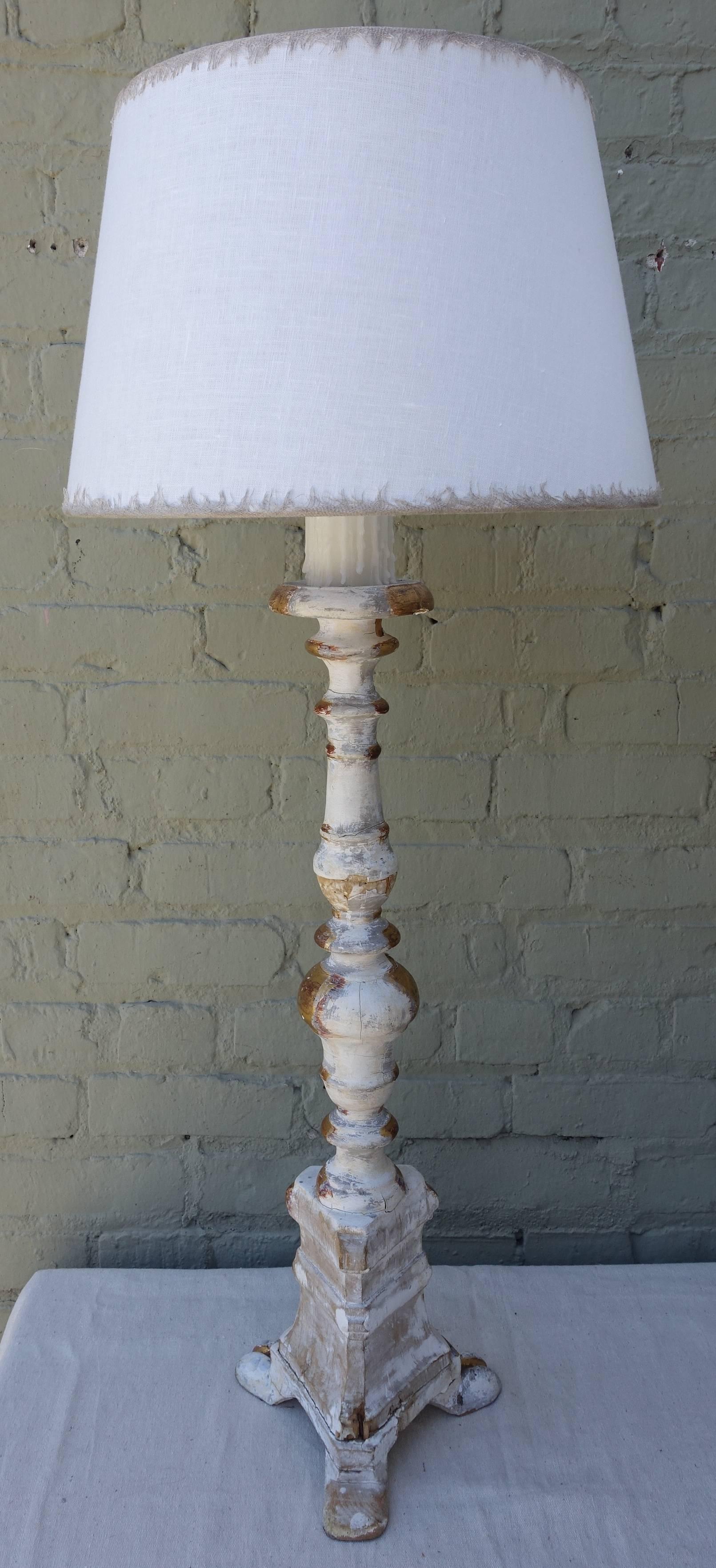 19th Century, Italian Painted and Parcel Gilt Lamps with Linen Shades 2