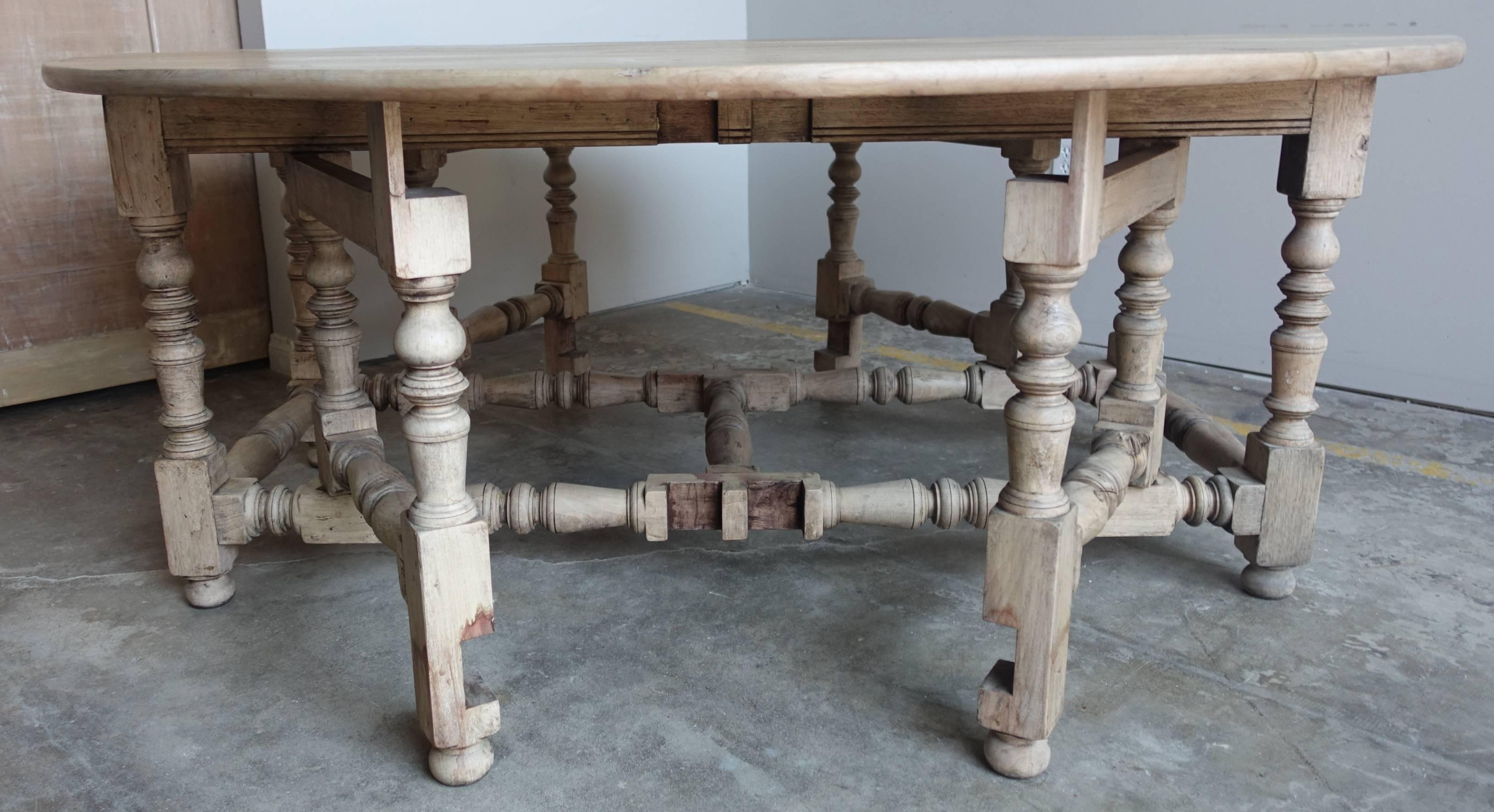 Other 19th Century English Drop-Leaf Table