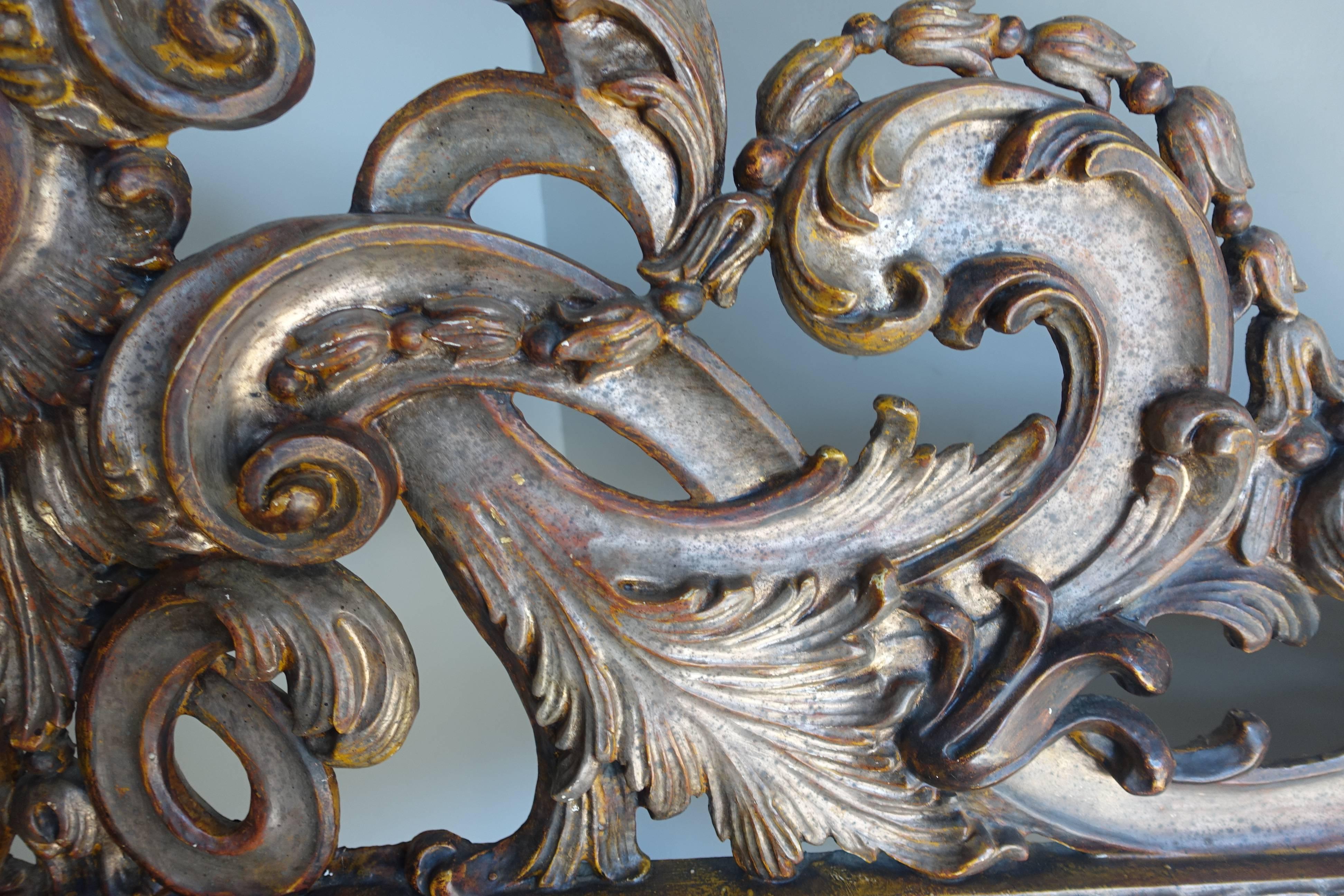 Italian Carved Painted and Parcel-Gilt Headboard, circa 1900 In Distressed Condition In Los Angeles, CA