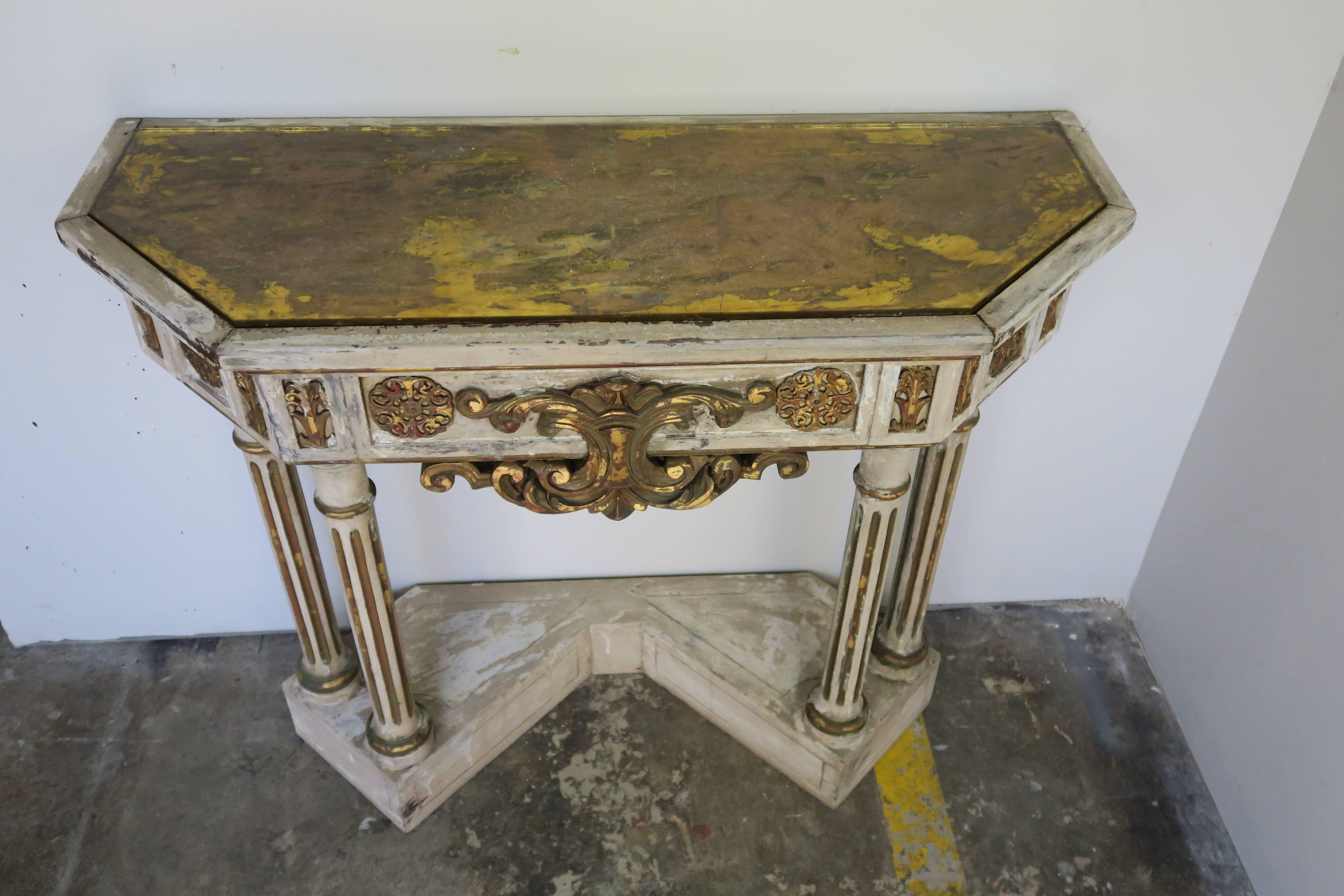 Italian Neoclassical Style Console with Gold Mirrored Top In Distressed Condition In Los Angeles, CA