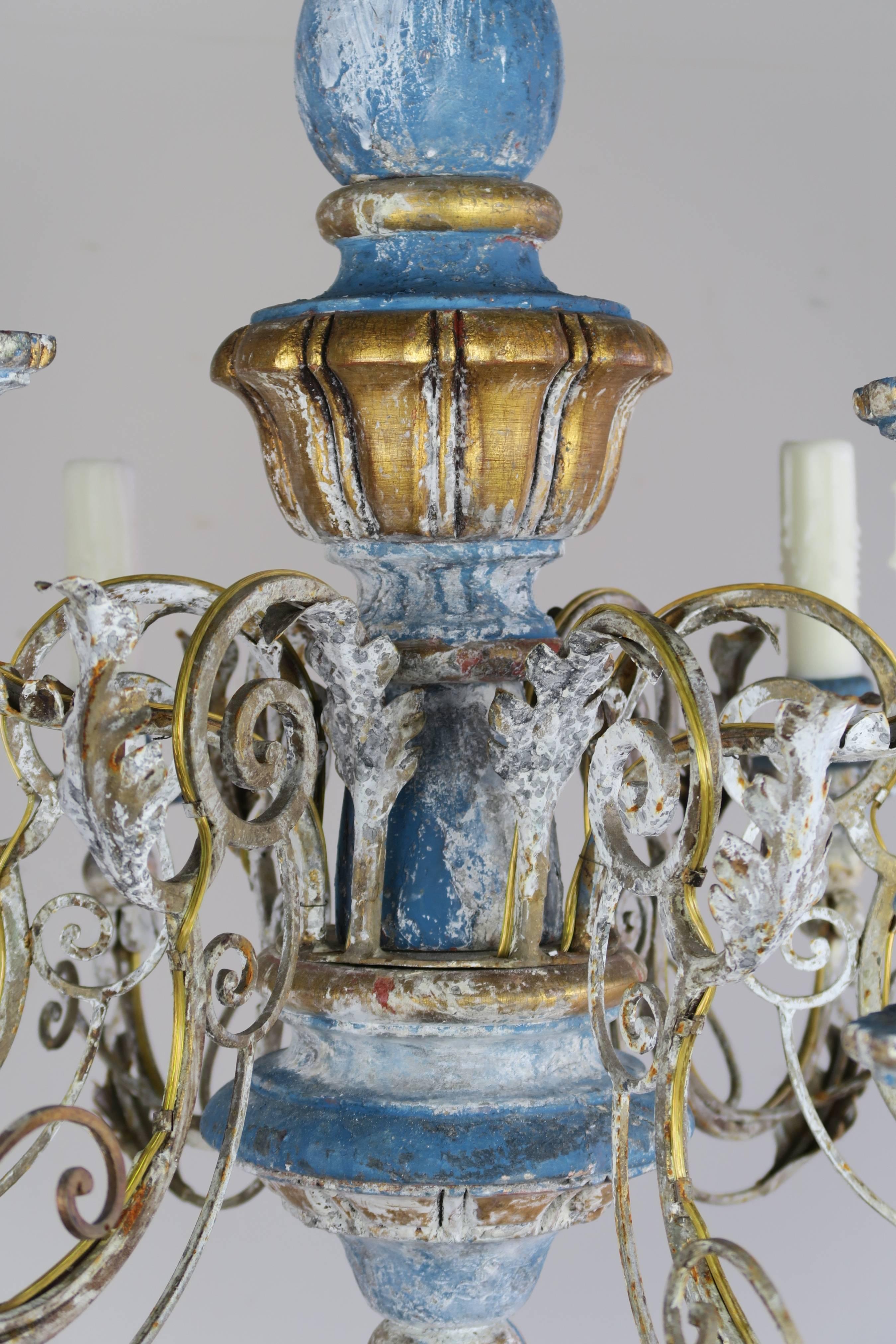 Italian Painted and Parcel Gilt Chandelier, circa 1900 1