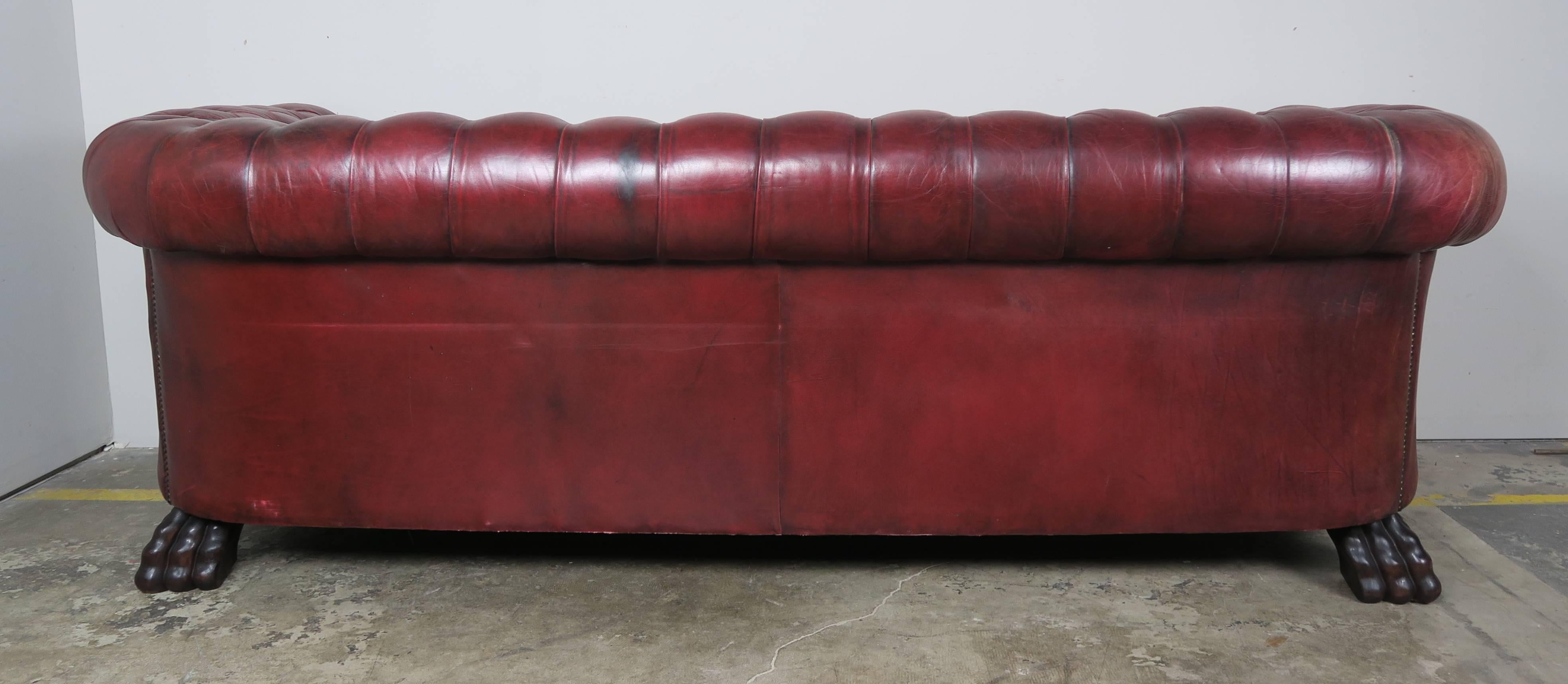 English Leather Tufted Chesterfield Style Sofa, circa 1900 5