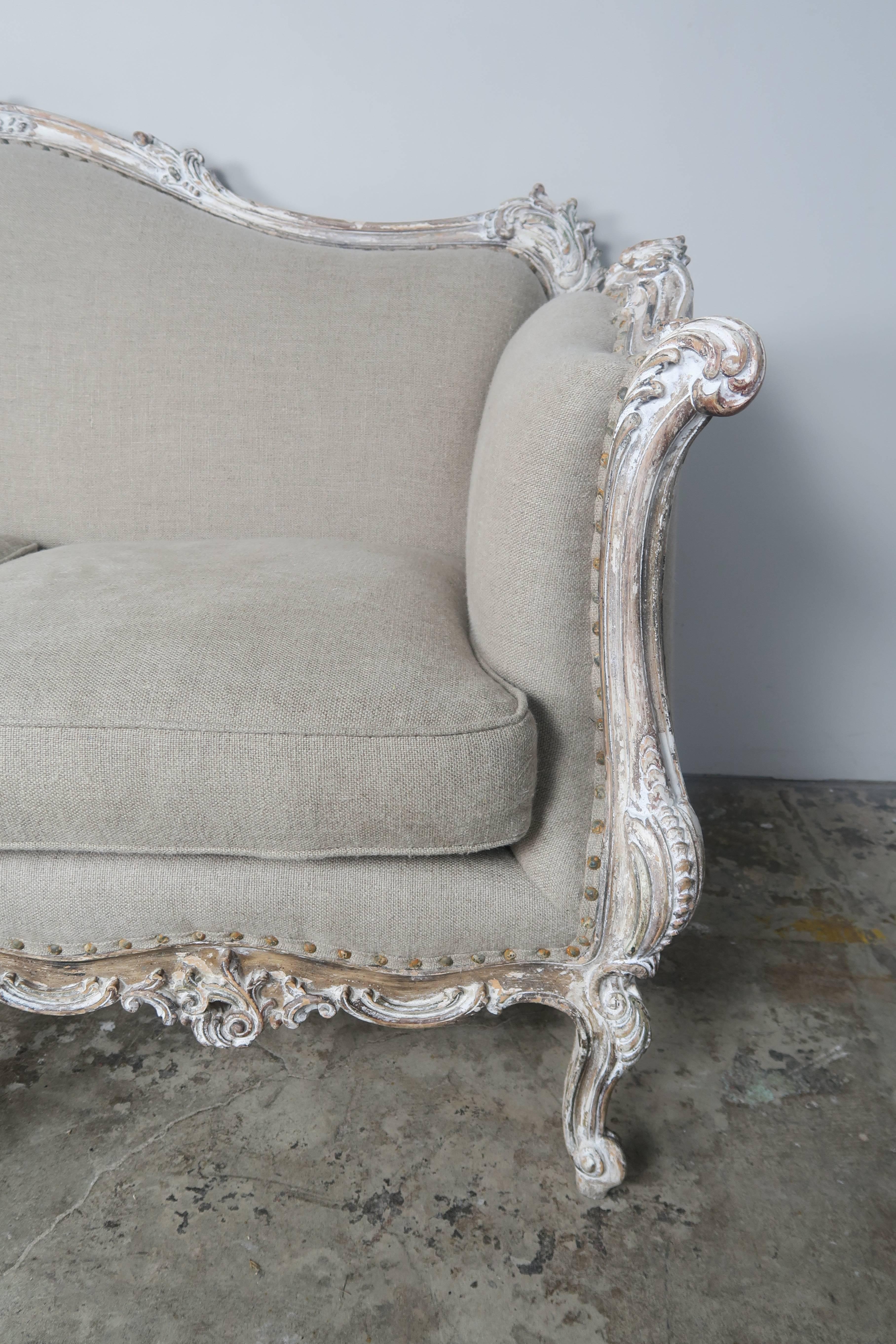 French Rococo Style Painted Sofa, circa 1930s In Distressed Condition In Los Angeles, CA