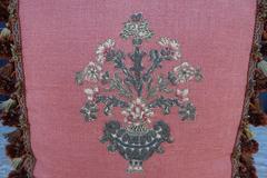 Coppia di cuscini in lino con applicazioni in metallo e ciniglia di Melissa Levinson