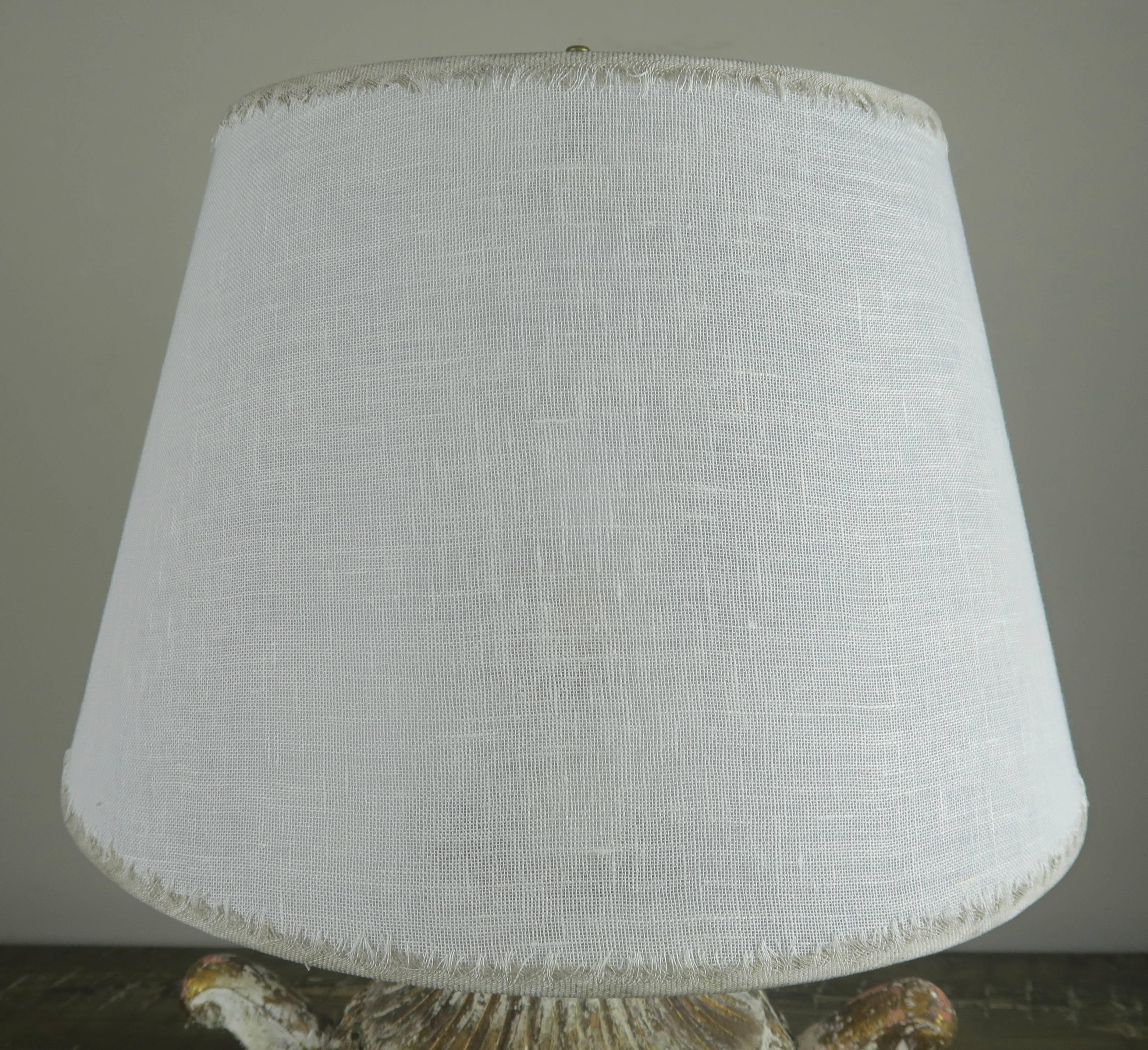 Pair of Carved Italian Painted Urn Lamps with Custom Linen Shades In Distressed Condition In Los Angeles, CA