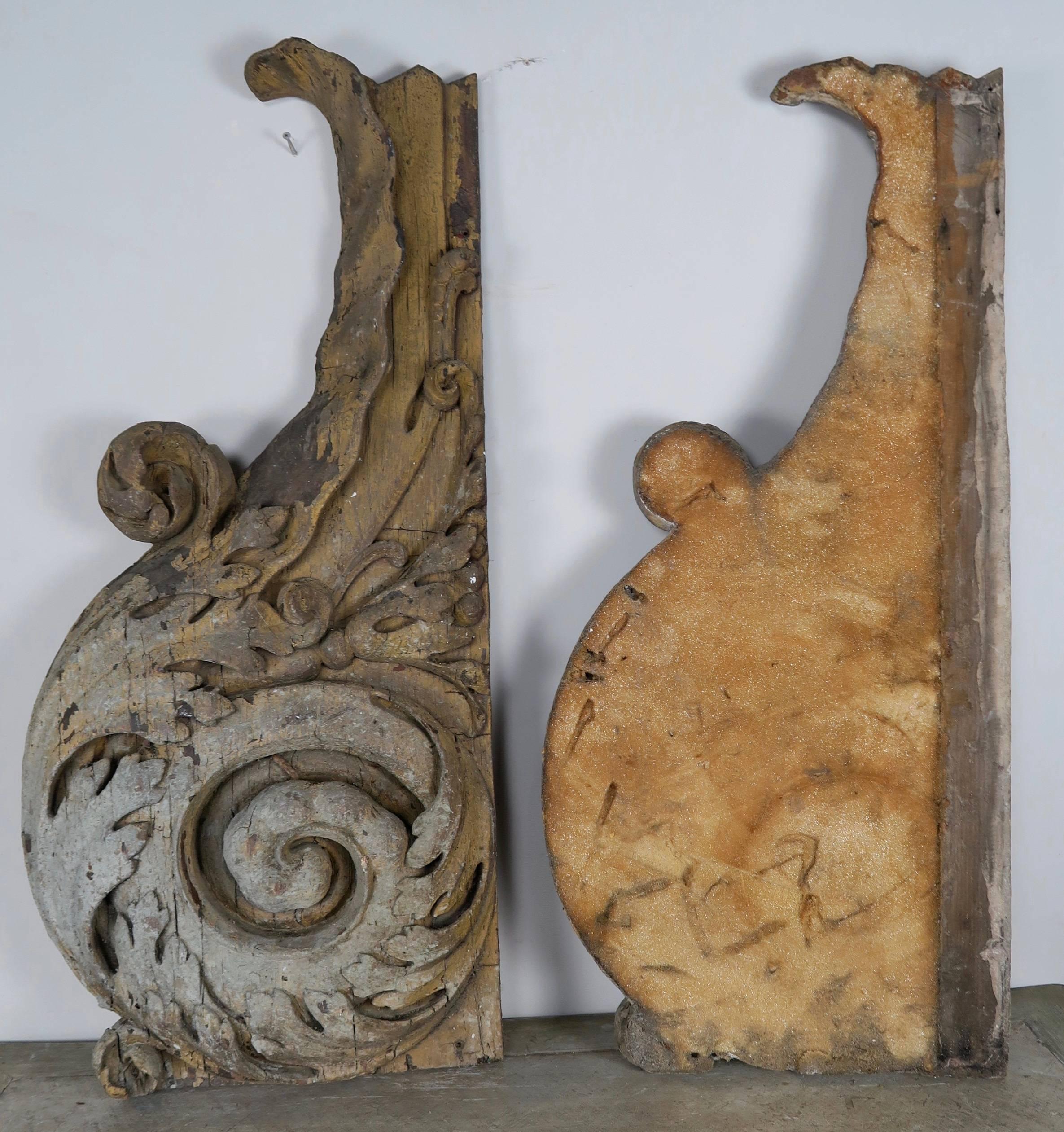 Pair of Carved Scrolled Acanthus Leaf Decor 3