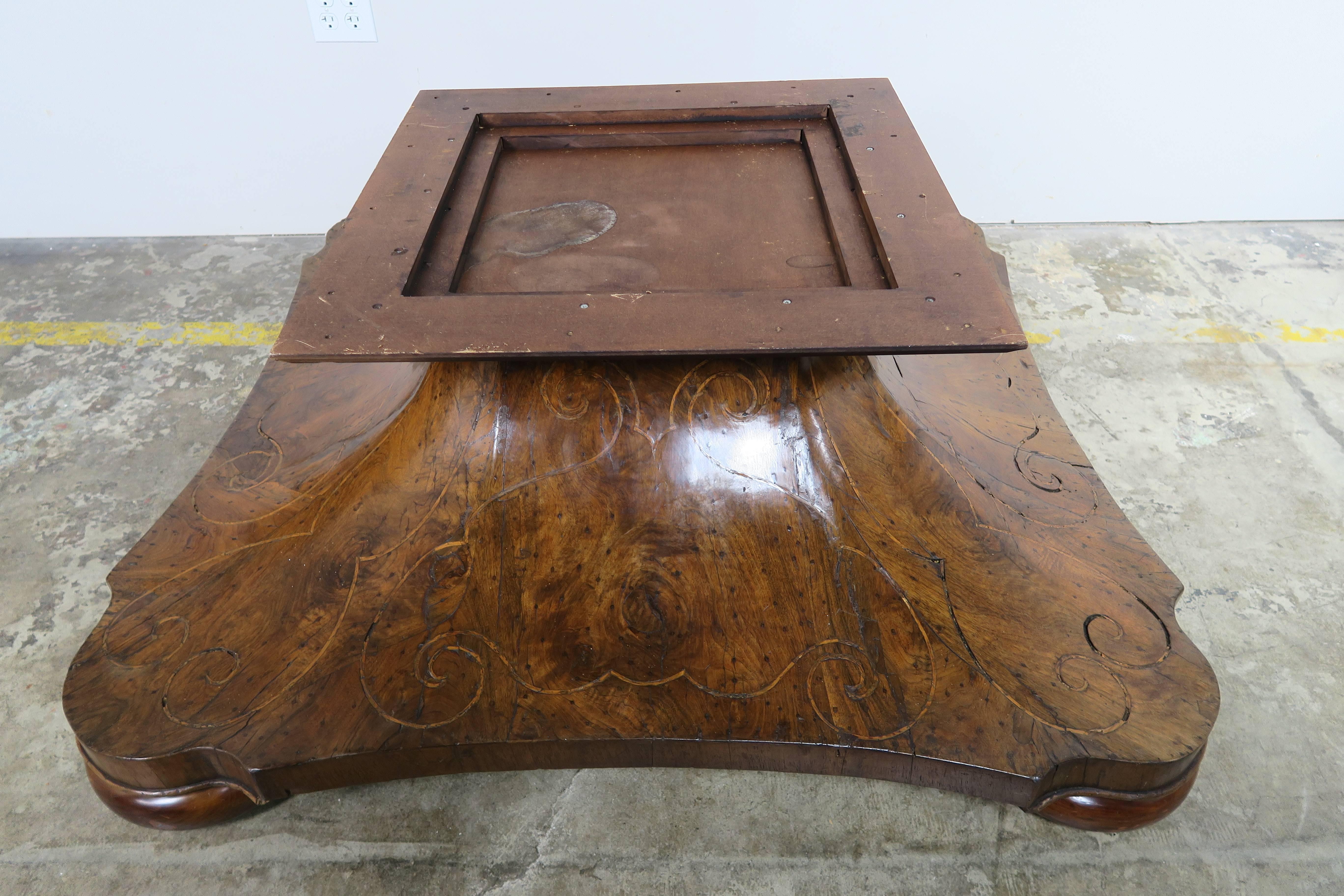 18th Century and Earlier 18th Century, Italian Inlaid Walnut Coffee Table