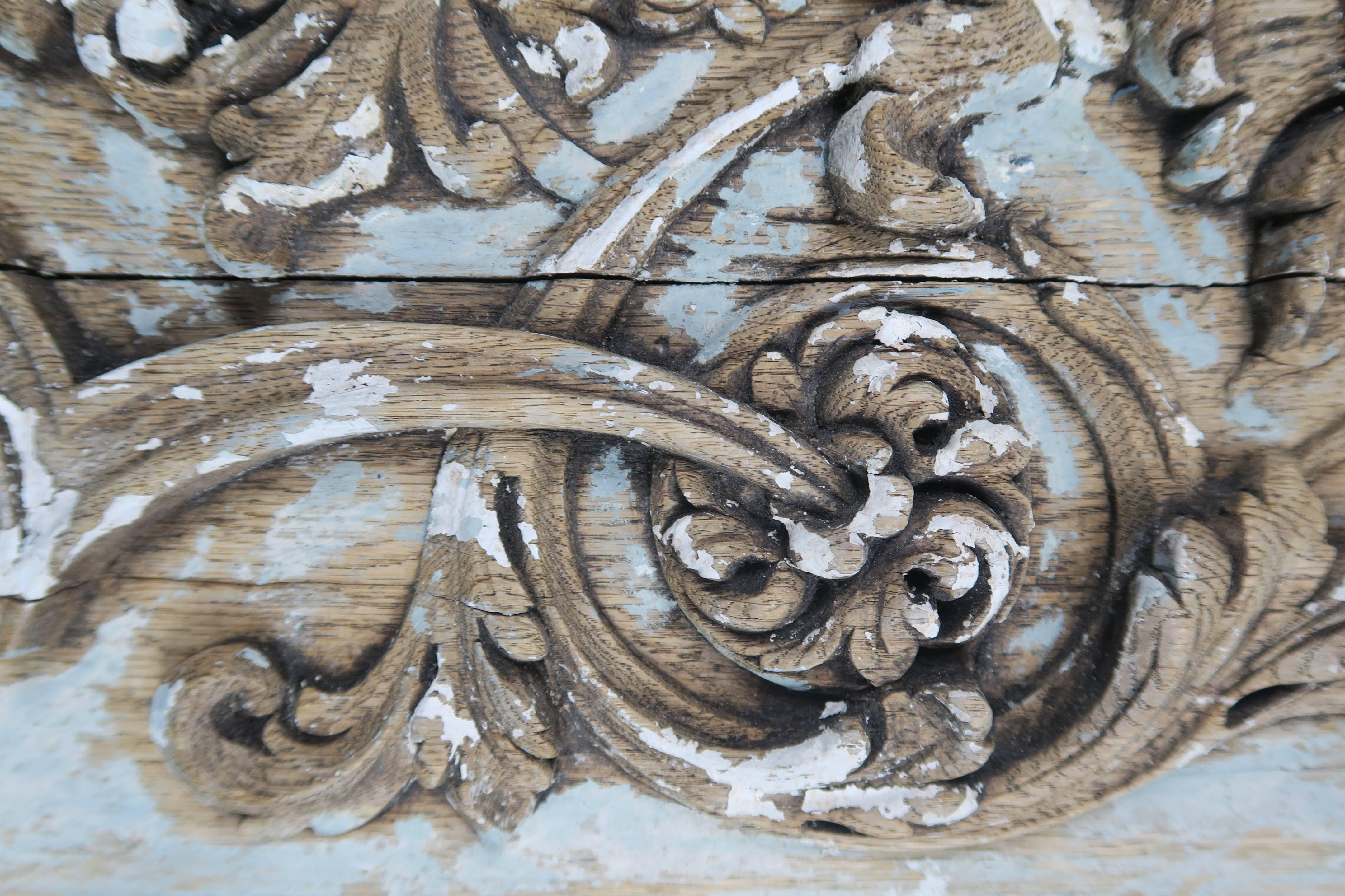 19th Century Italian Carved Wood Panel In Distressed Condition In Los Angeles, CA