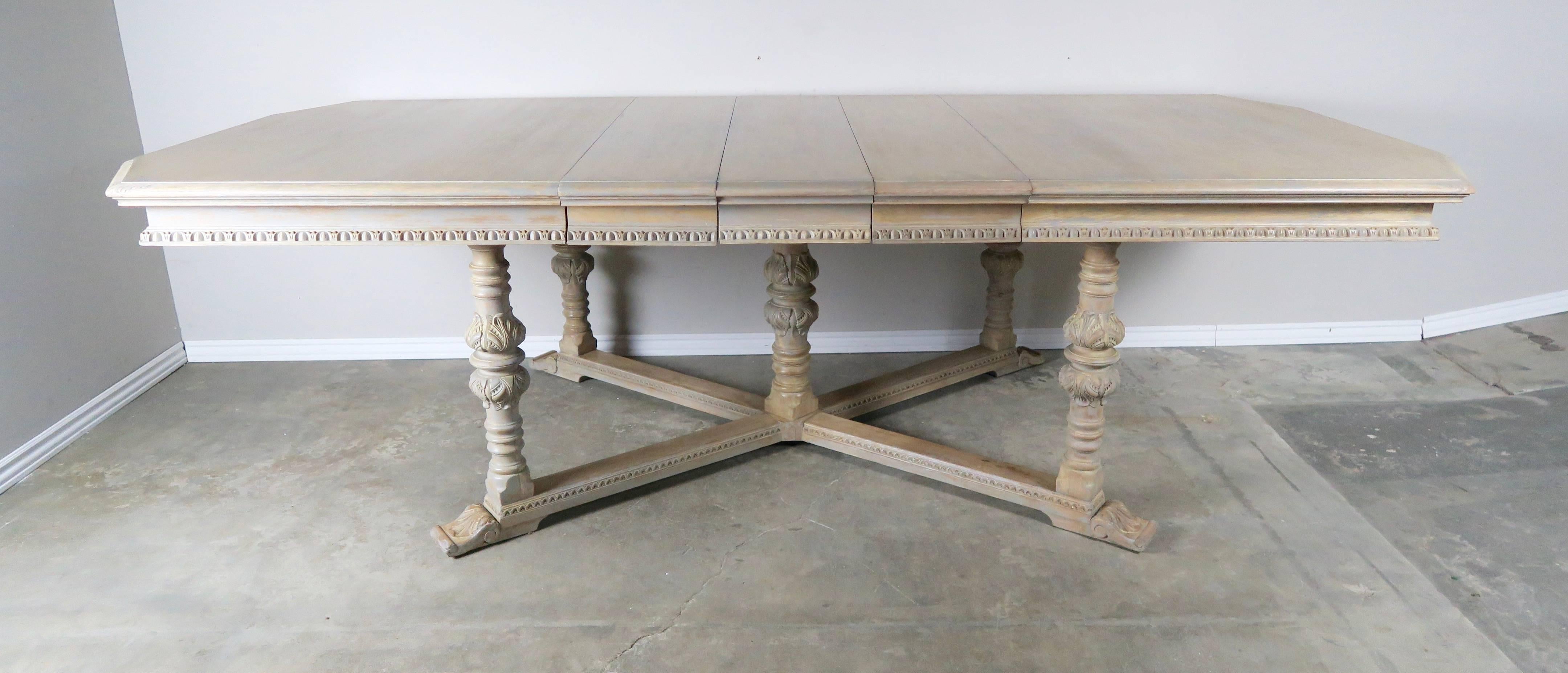 Italian Neoclassical Style Dining Room Table with Leaves 1
