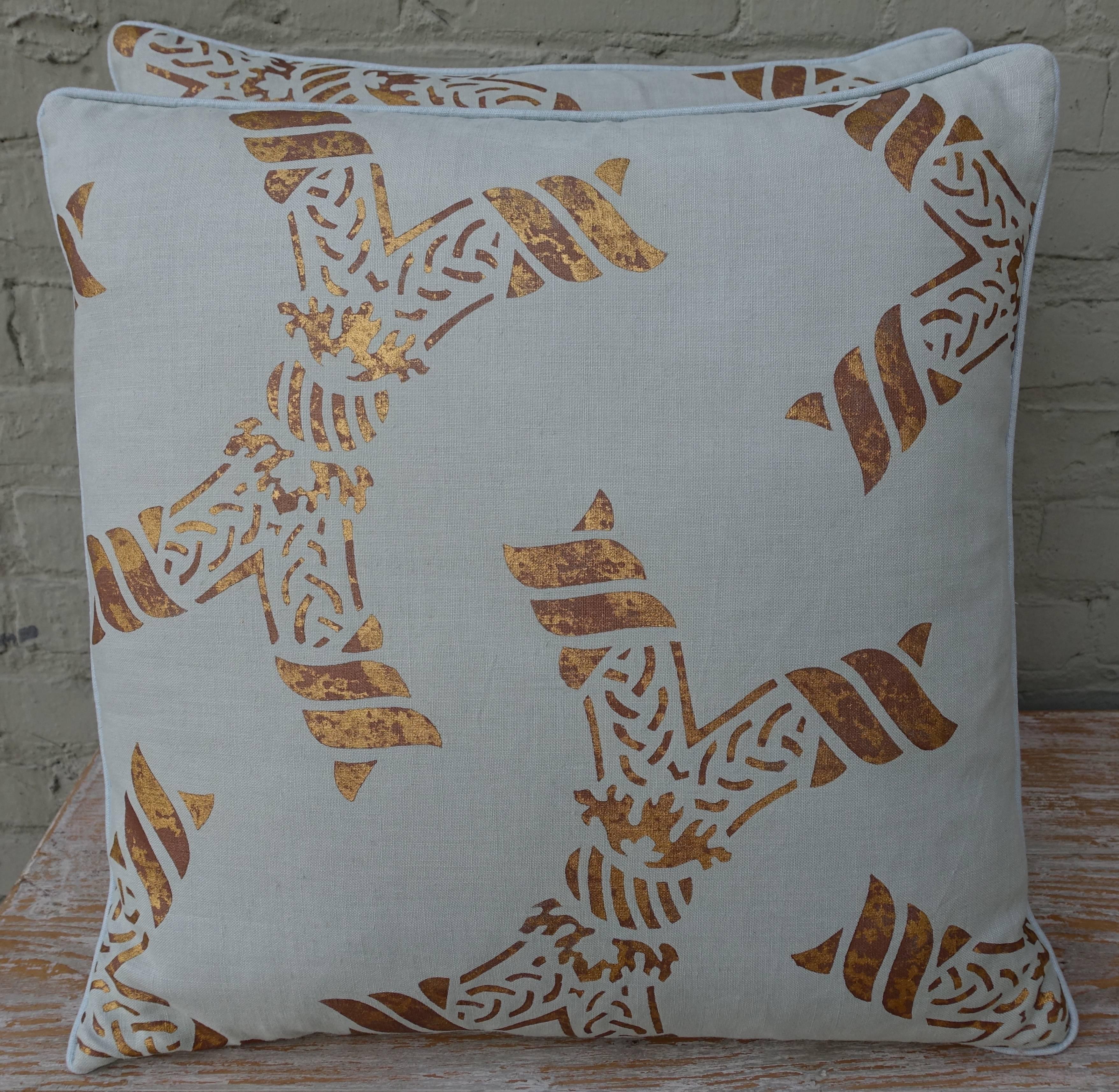 Pair of Gold Stenciled Nomi Linen Pillows by Melissa Levinson 1