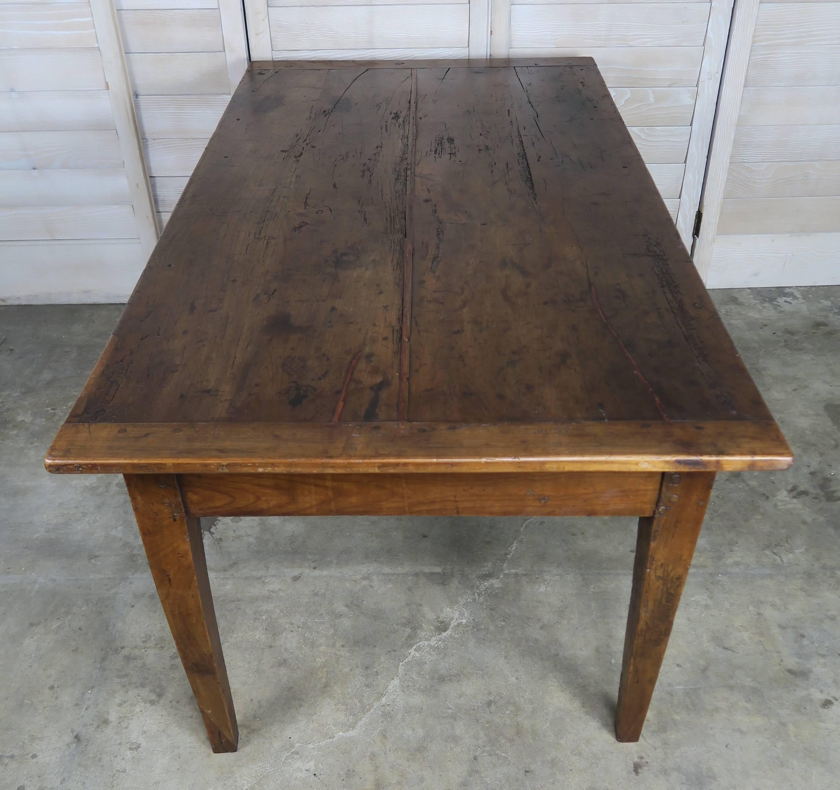 19th Century English Country Tea Table with Drawer 1