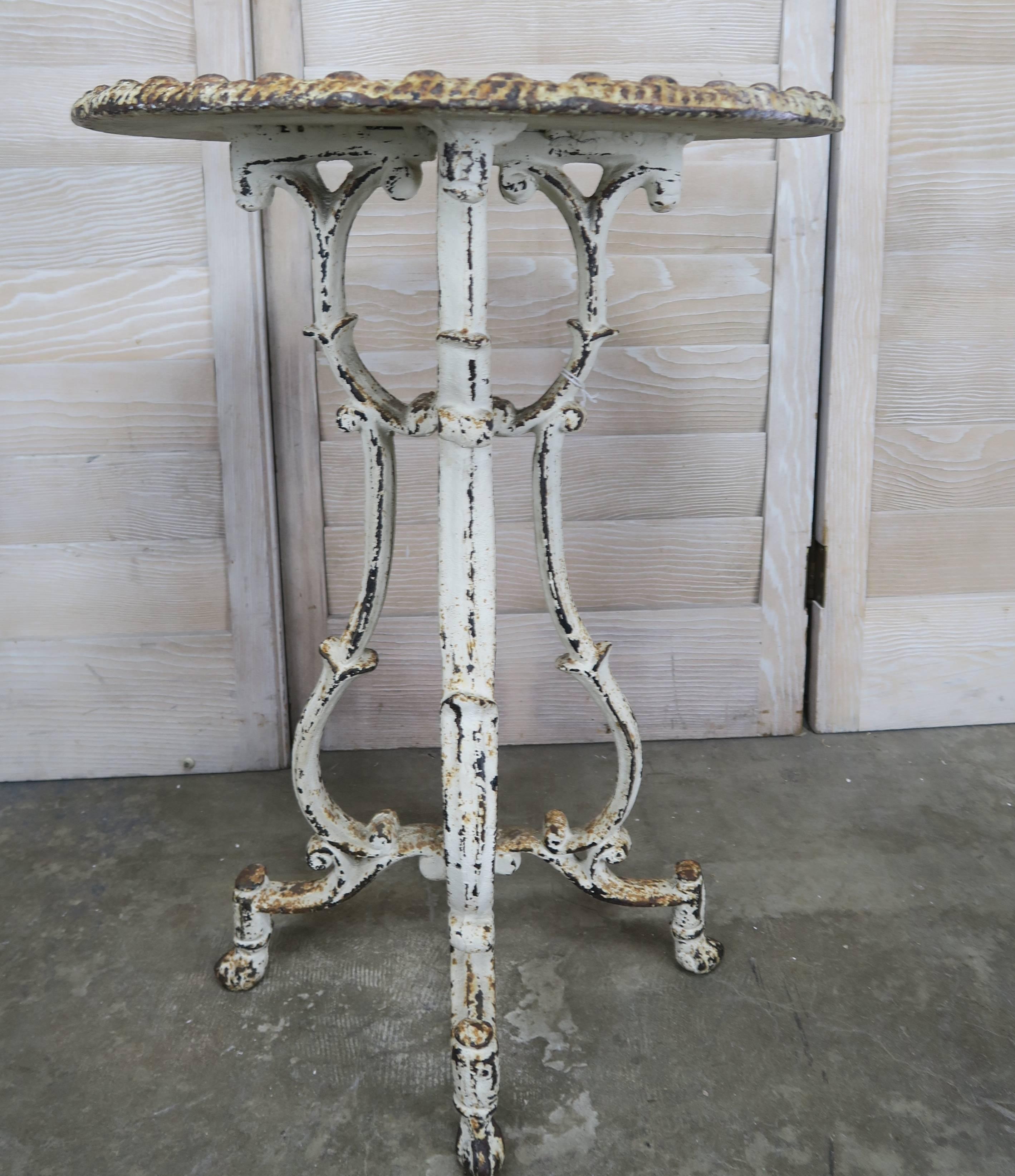 French Cast Iron Garden Side Table In Distressed Condition In Los Angeles, CA