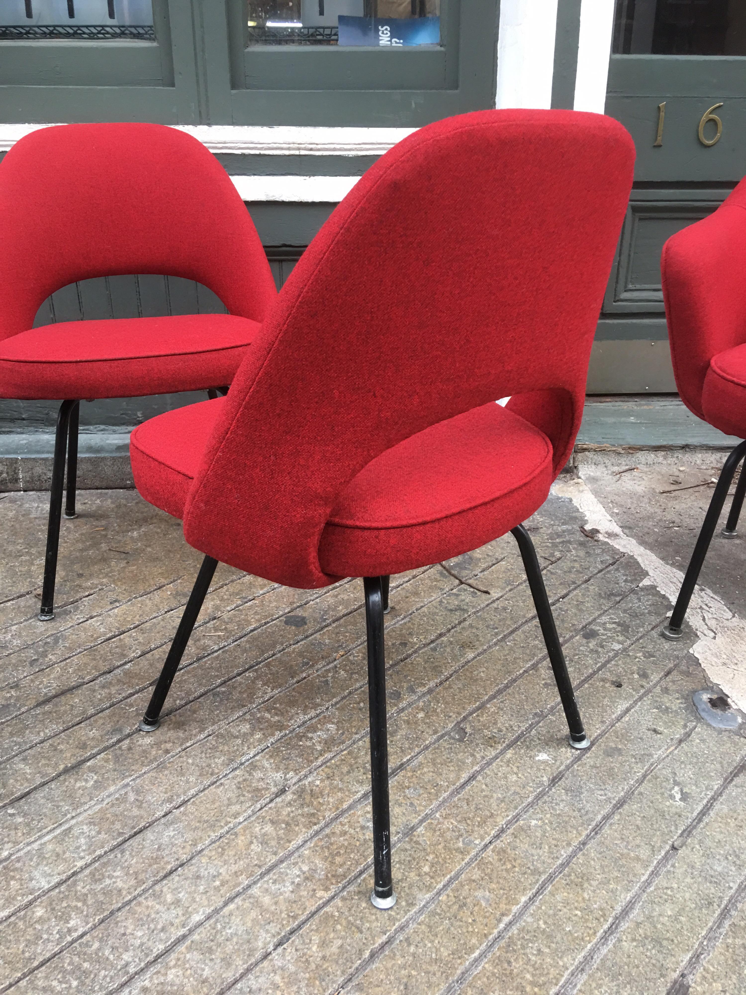 Eero Saarinen for Knoll Set of Six Dining Chairs im Zustand „Gut“ in Philadelphia, PA
