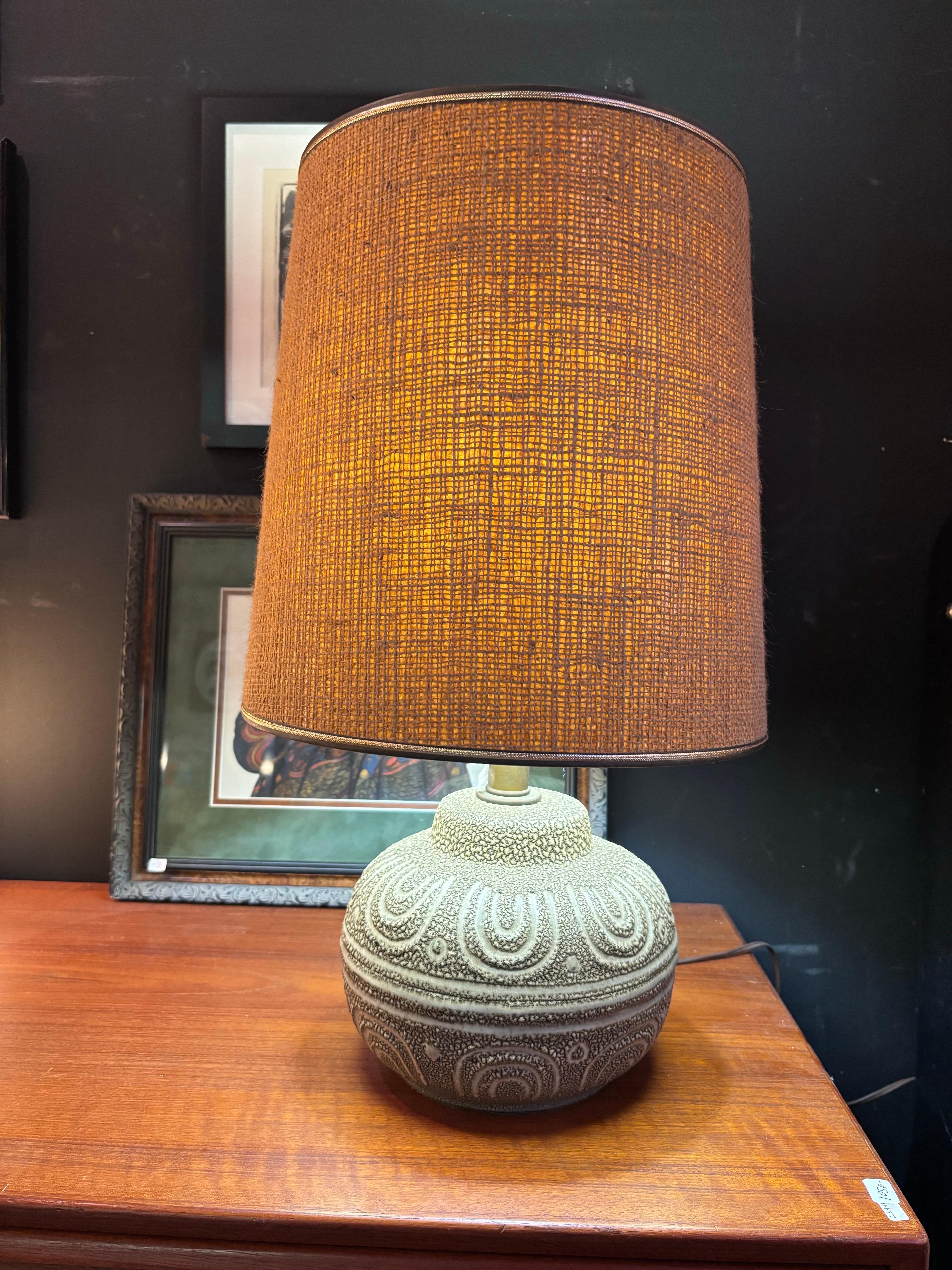 Céramique Lee Rosen For Design Technics, lampe de table en céramique en vente