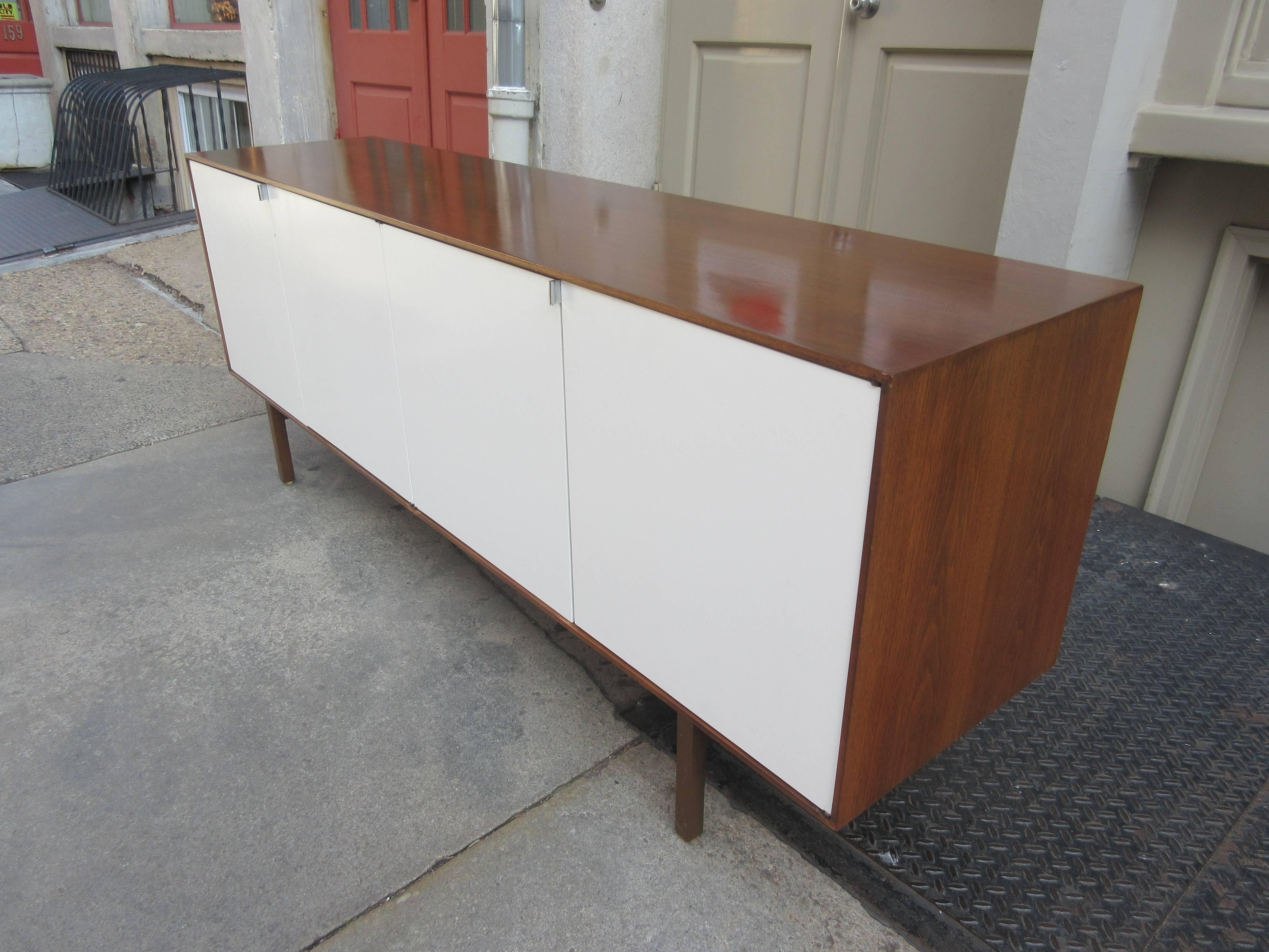 Mid-Century Modern Florence Knoll Walnut Credenza for Knoll