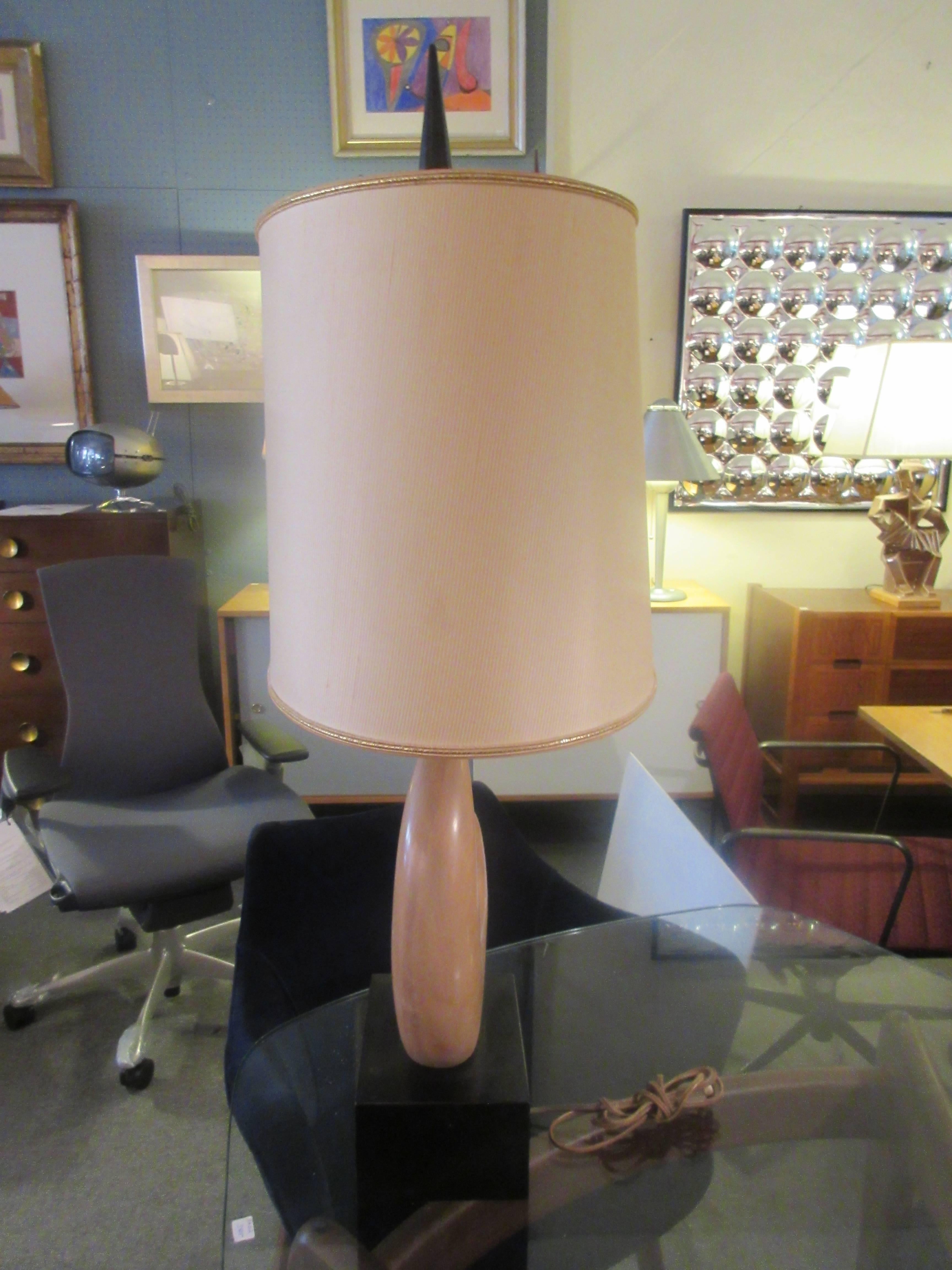 American Hieftz Abstract Sculpture Lamp