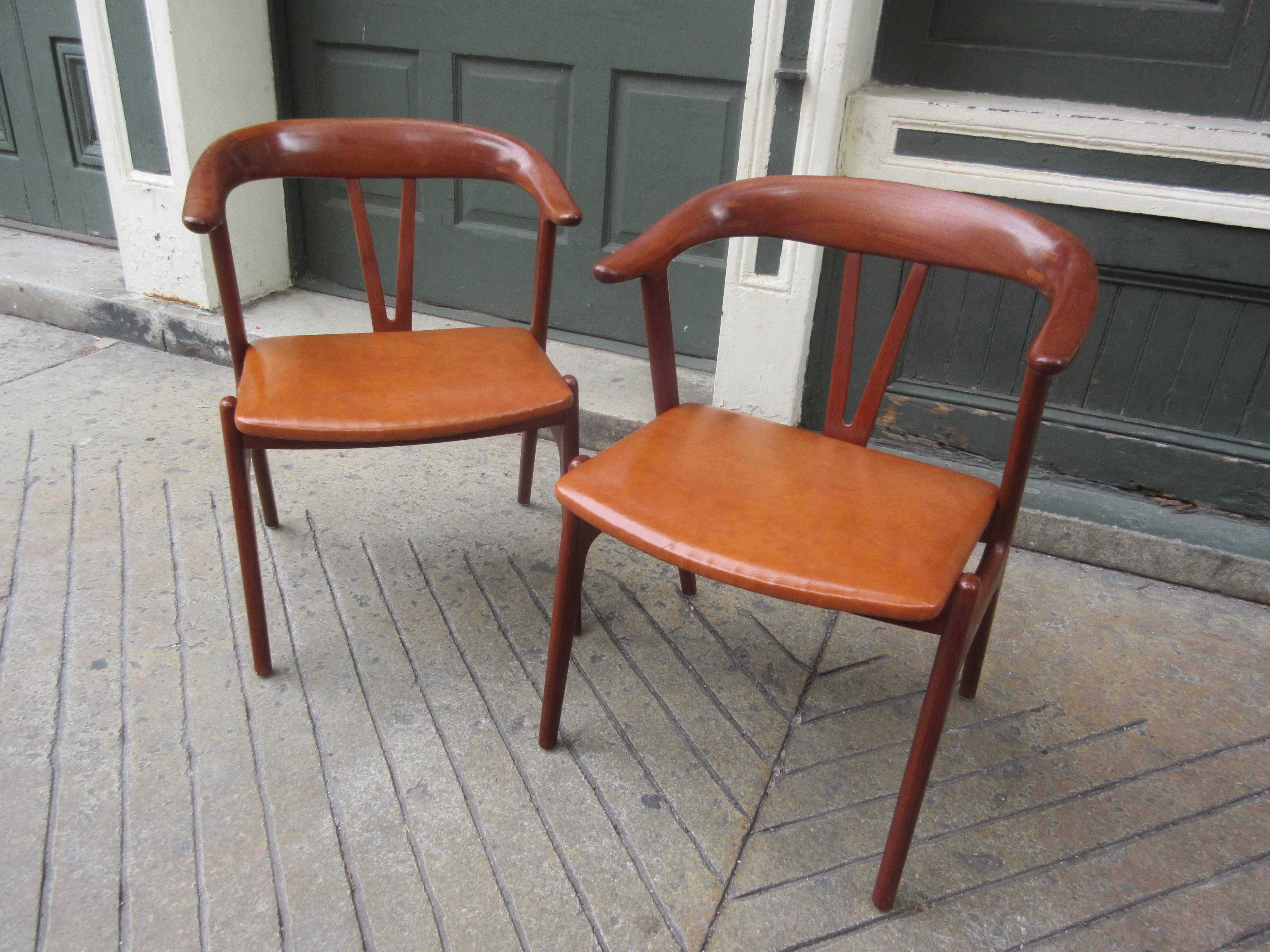 Mid-20th Century Erik Kirkegaard Teak Dining Chairs for Hong Stolefabrik
