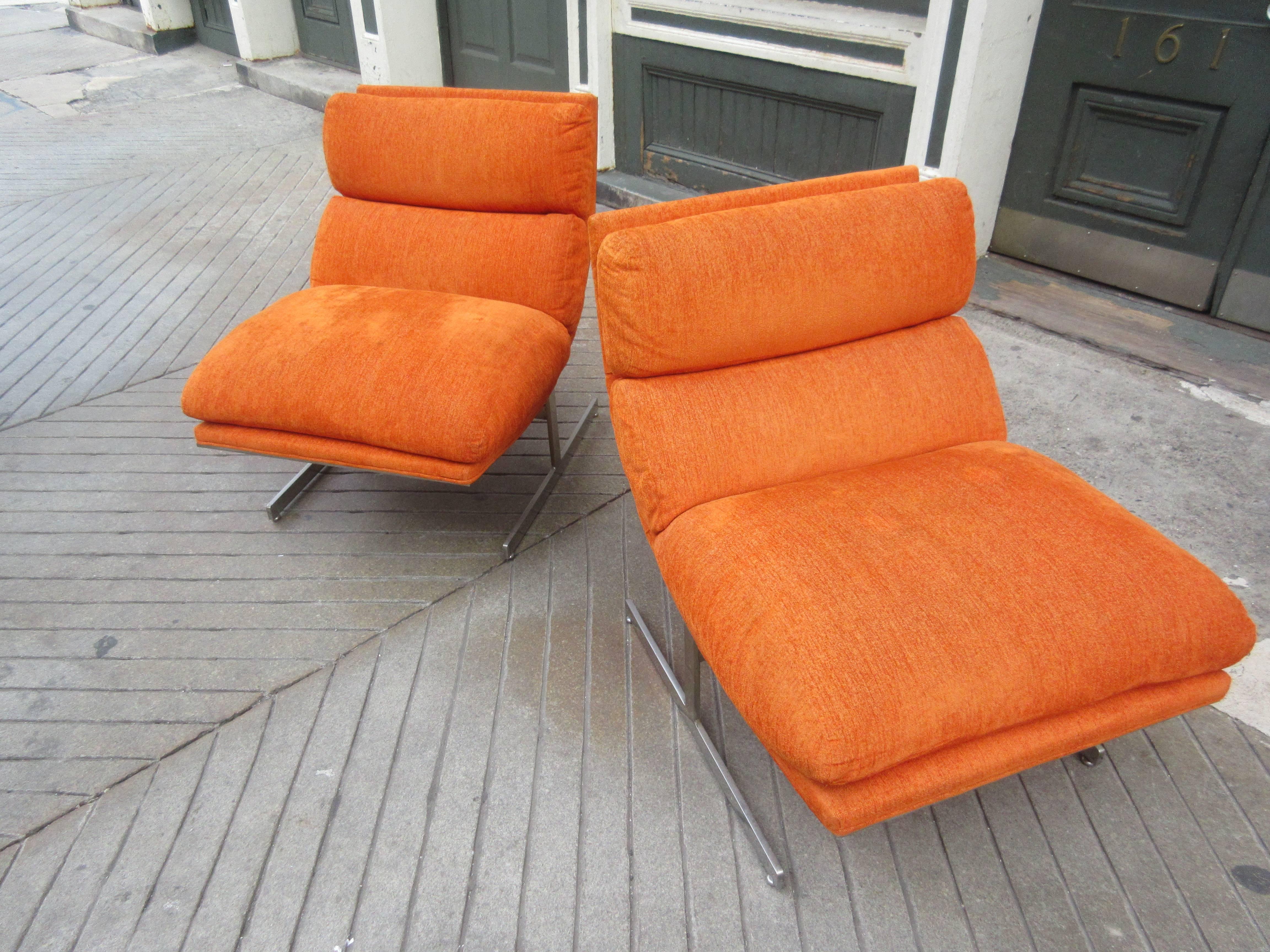 Milo Baughman for Thayer Coggin  pair of Lounge Chairs  In Excellent Condition In Philadelphia, PA