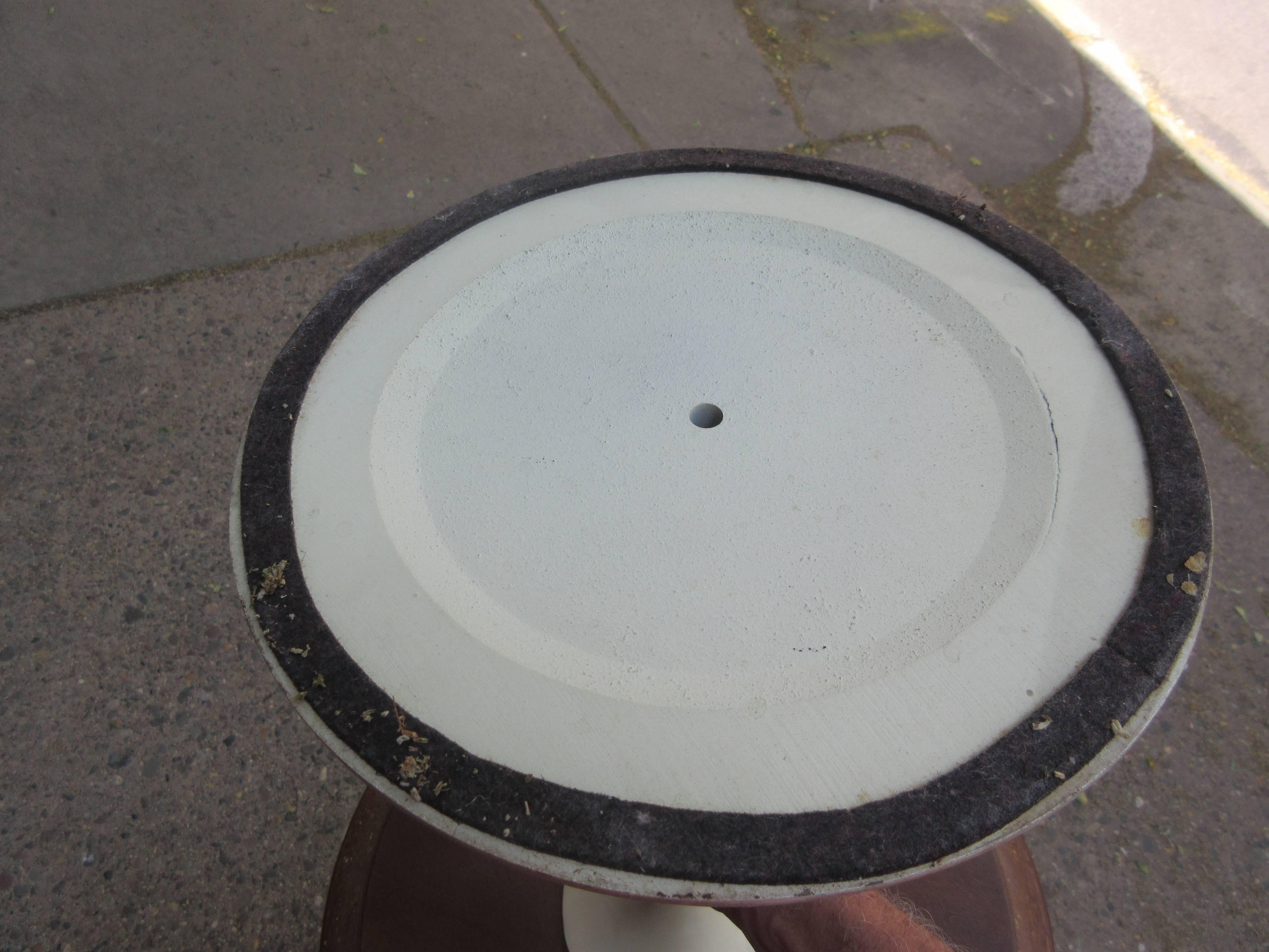 20th Century Saarinen for Knoll Round Walnut Tulip Table