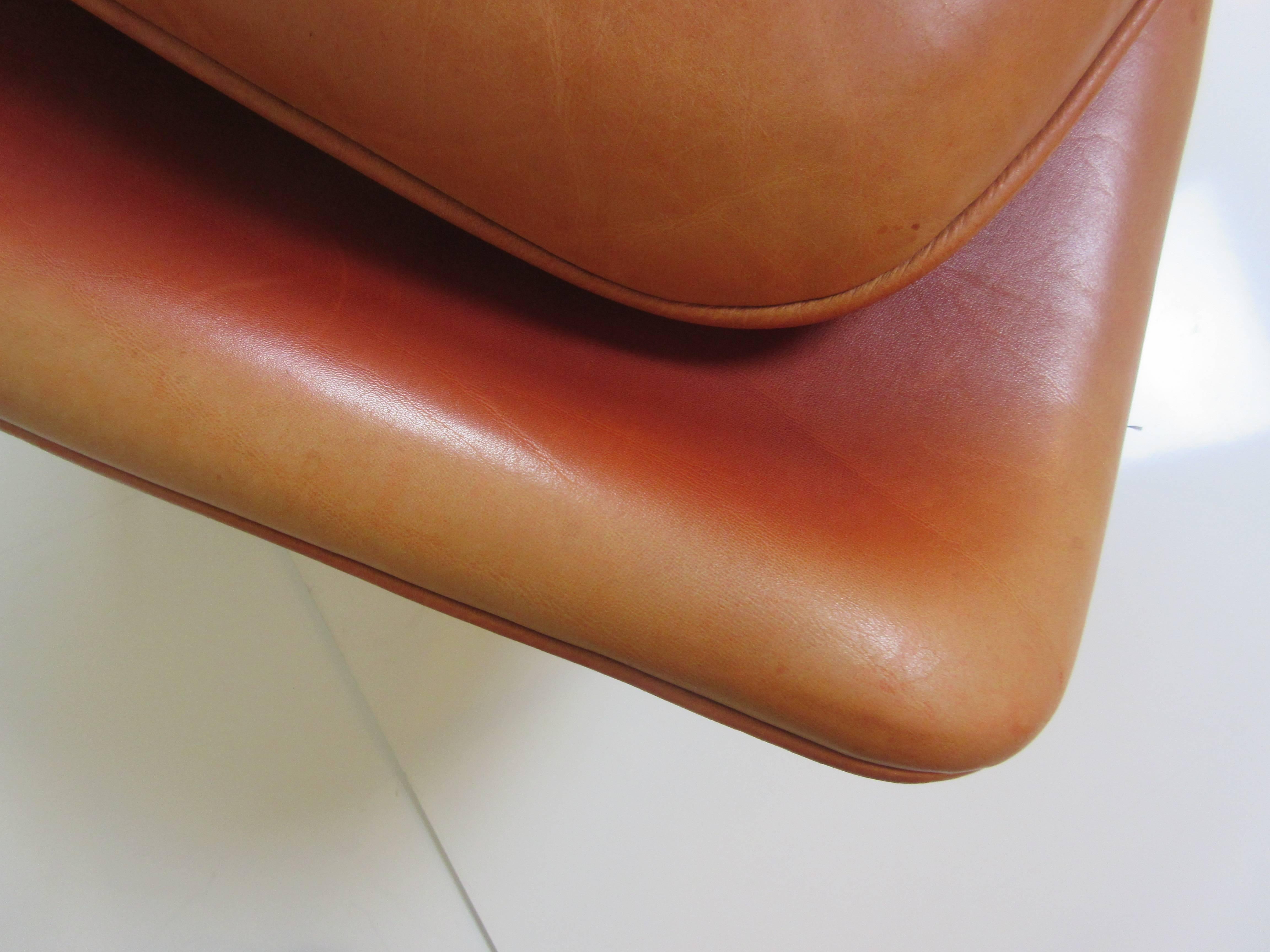 20th Century Saarinen for Knoll Leather Womb Chair and Ottoman