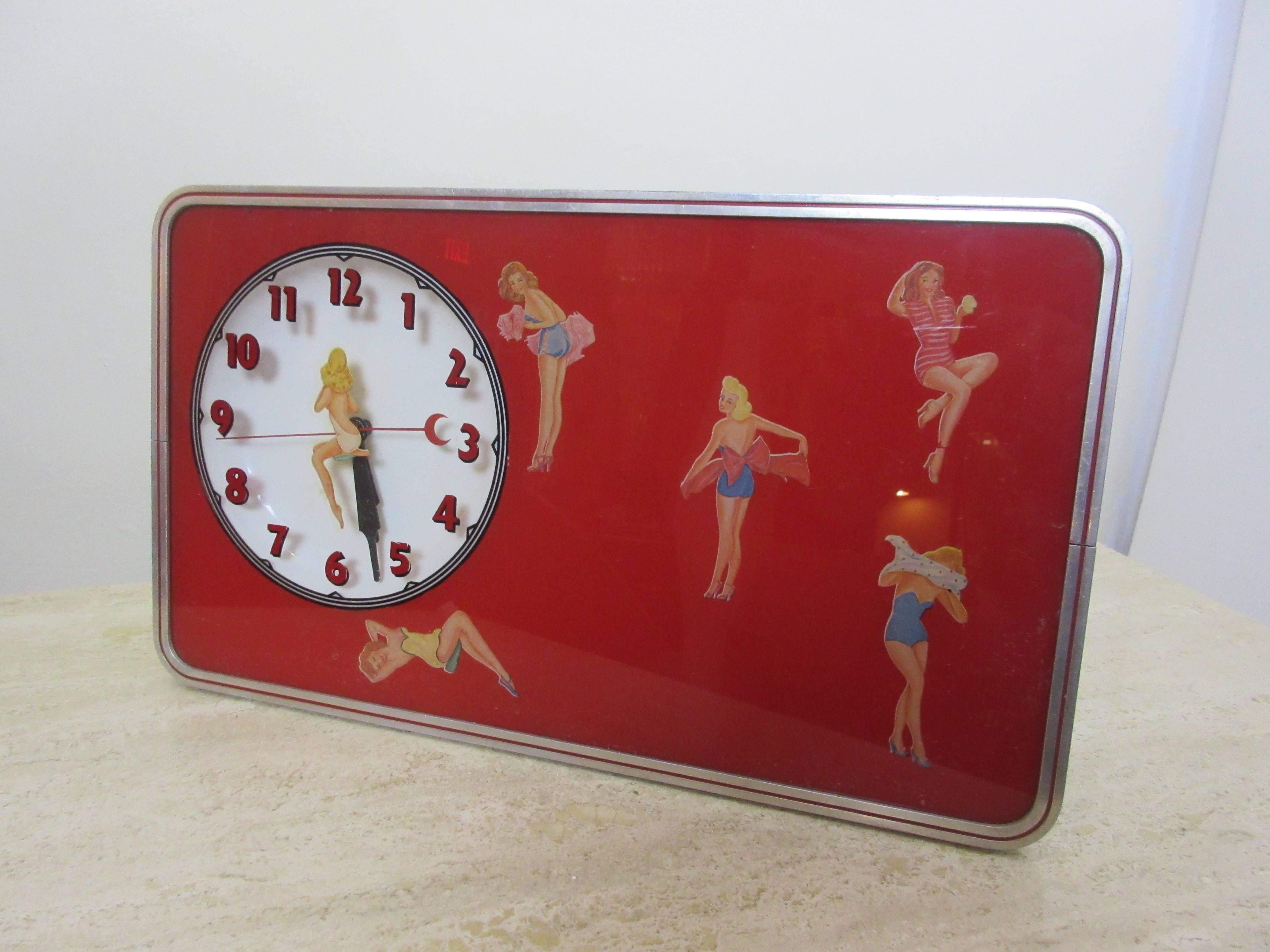 1950s Pin-Up Girls Lighted Clock, All Original! In Excellent Condition In Philadelphia, PA