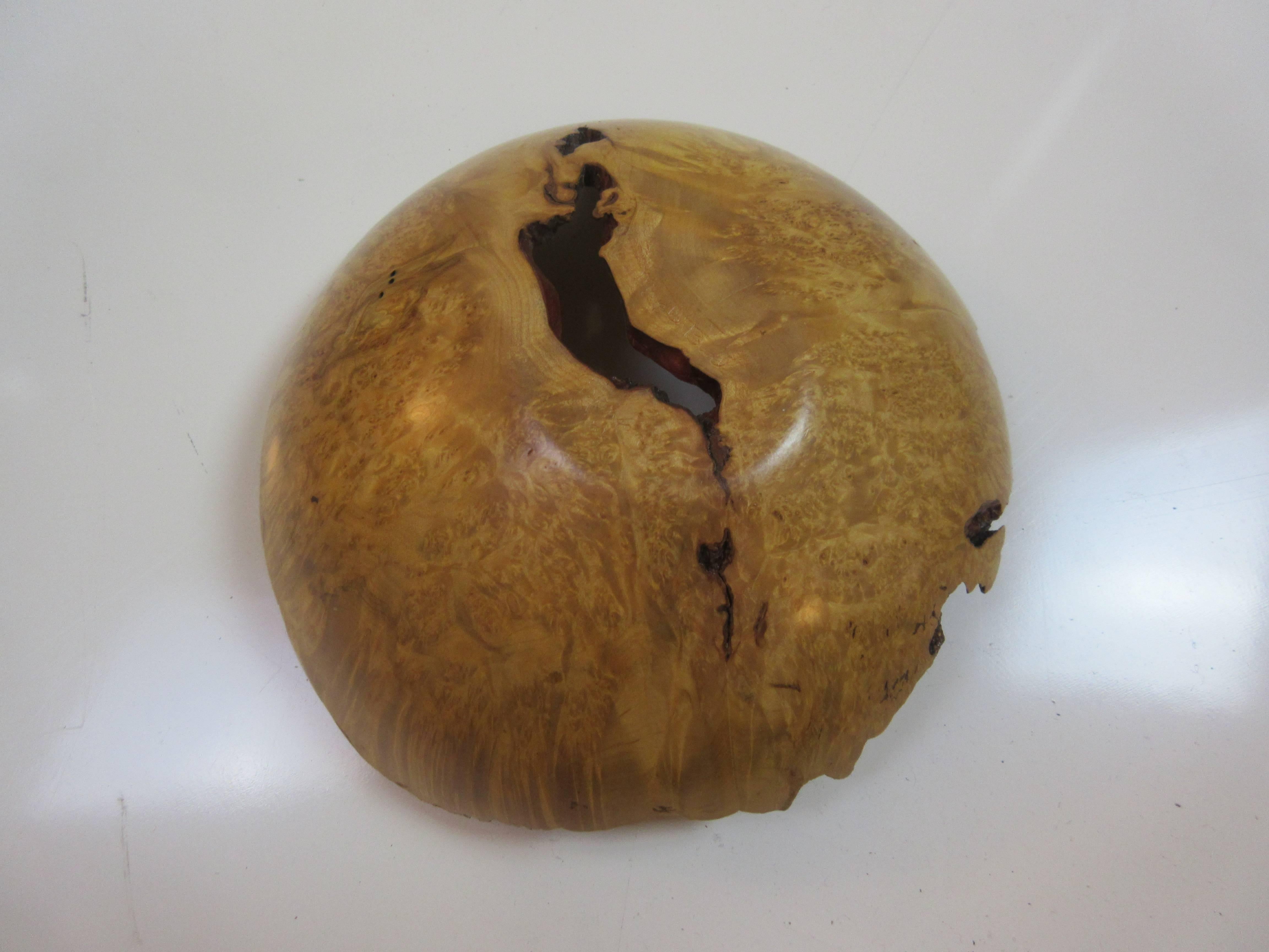 J. Hanson Maple Burl Turned Bowl In Excellent Condition In Philadelphia, PA