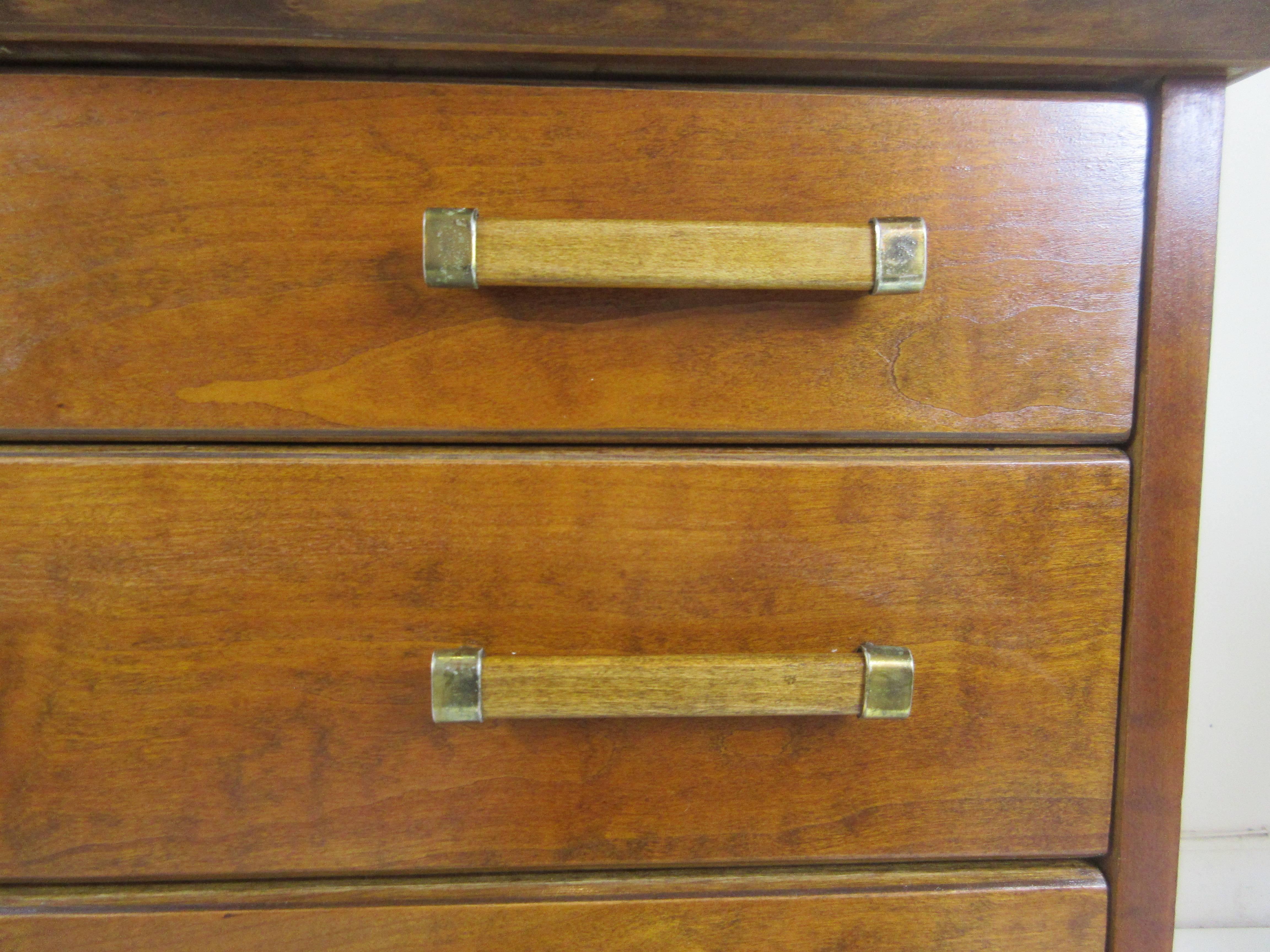 Renzo Rutili for Johnson Furniture Four-Drawer Dresser In Excellent Condition In Philadelphia, PA