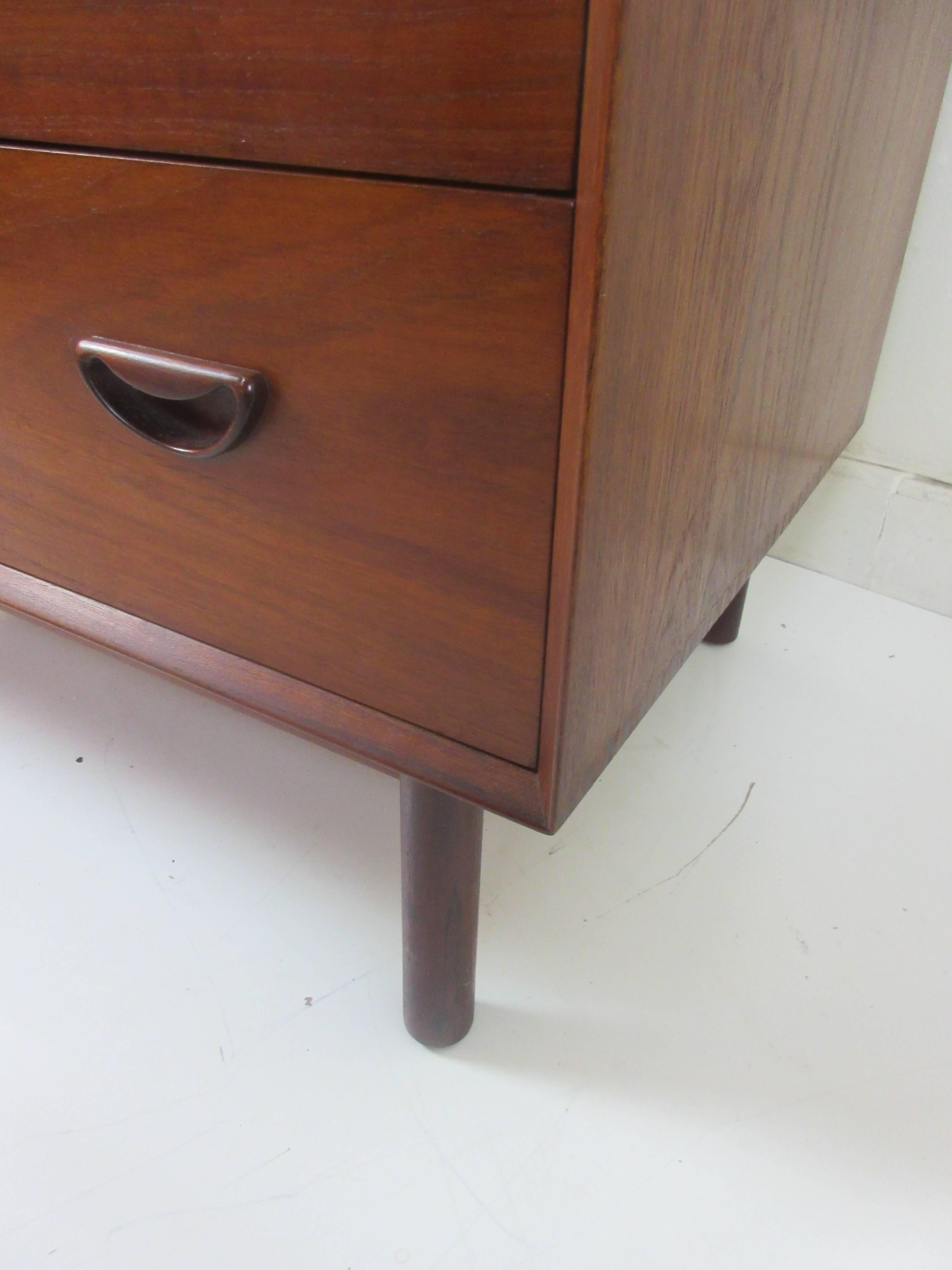 Peter Hvidt Teak Chest of Drawers In Excellent Condition In Philadelphia, PA