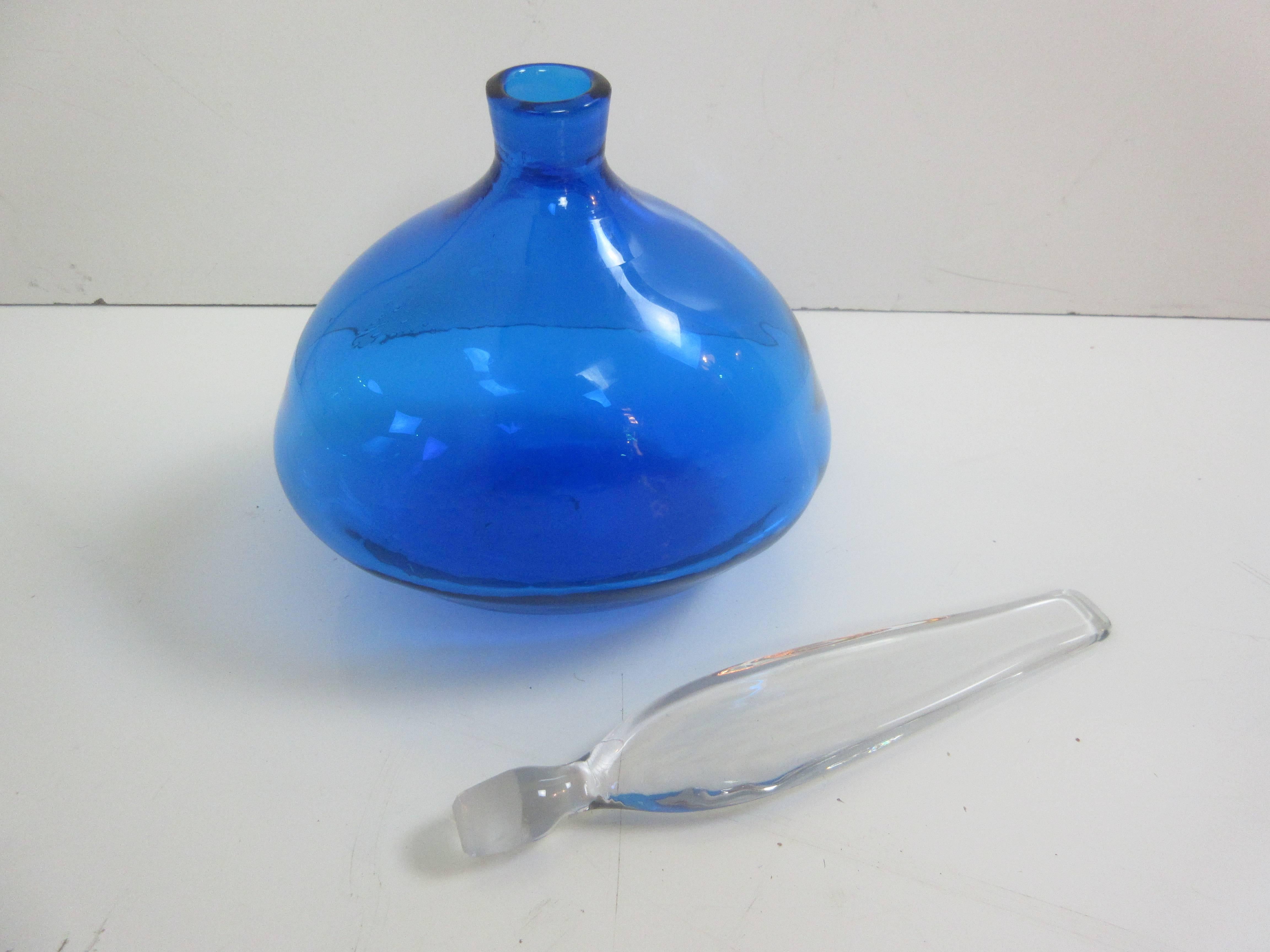 Nice squat Bulbous Blenko stoppered bottle. Perfect condition! Very nice bright blue glass, with clear stopper!