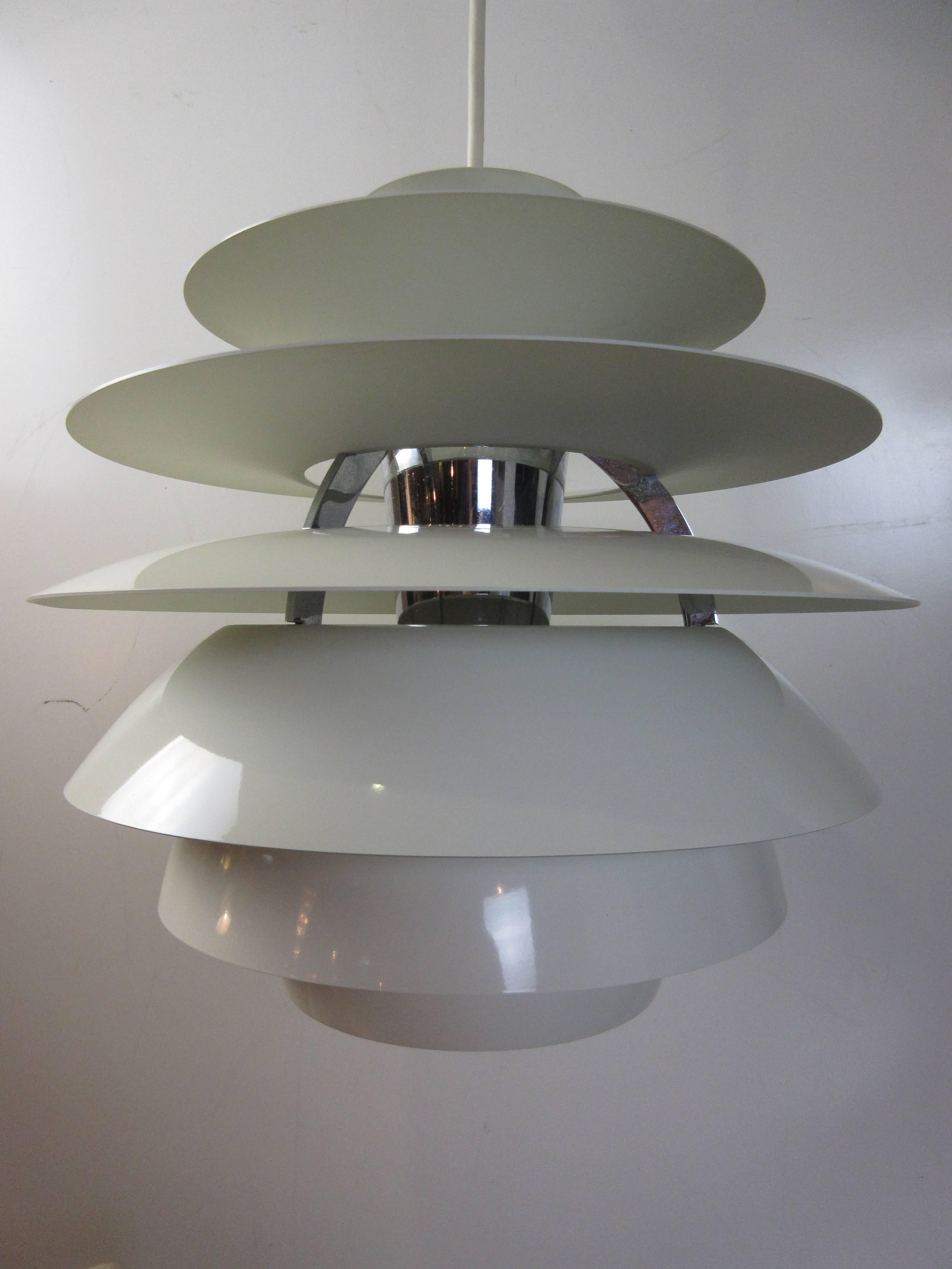 Louis Poulsen Snowball PH lamp dated 1982 in pristine condition. Internal chrome structure supports snow white louvers.