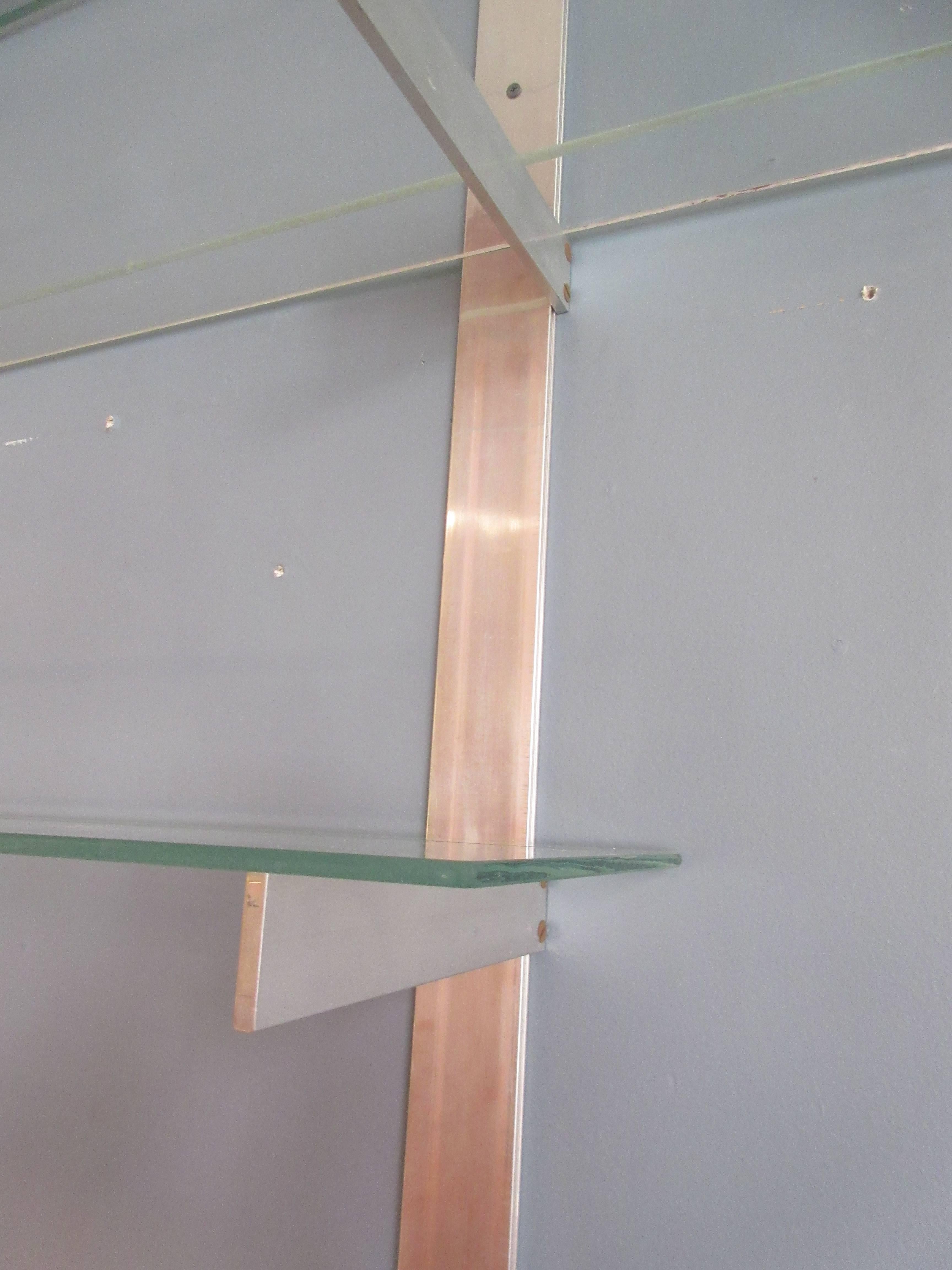 Aluminium and Glass Shelving Unit in the Style of Pace In Excellent Condition In Philadelphia, PA