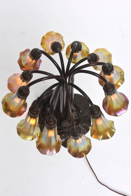 Bronze Tiffany Studios Twelve-Light Lilly Table Lamp For Sale