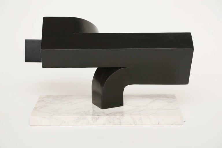Great form, clean lines on a marble base.
model for Hereby,1983
Painted steel mounted to a marble plinth.
Provenance , Skinners Auction Boston,Mass.