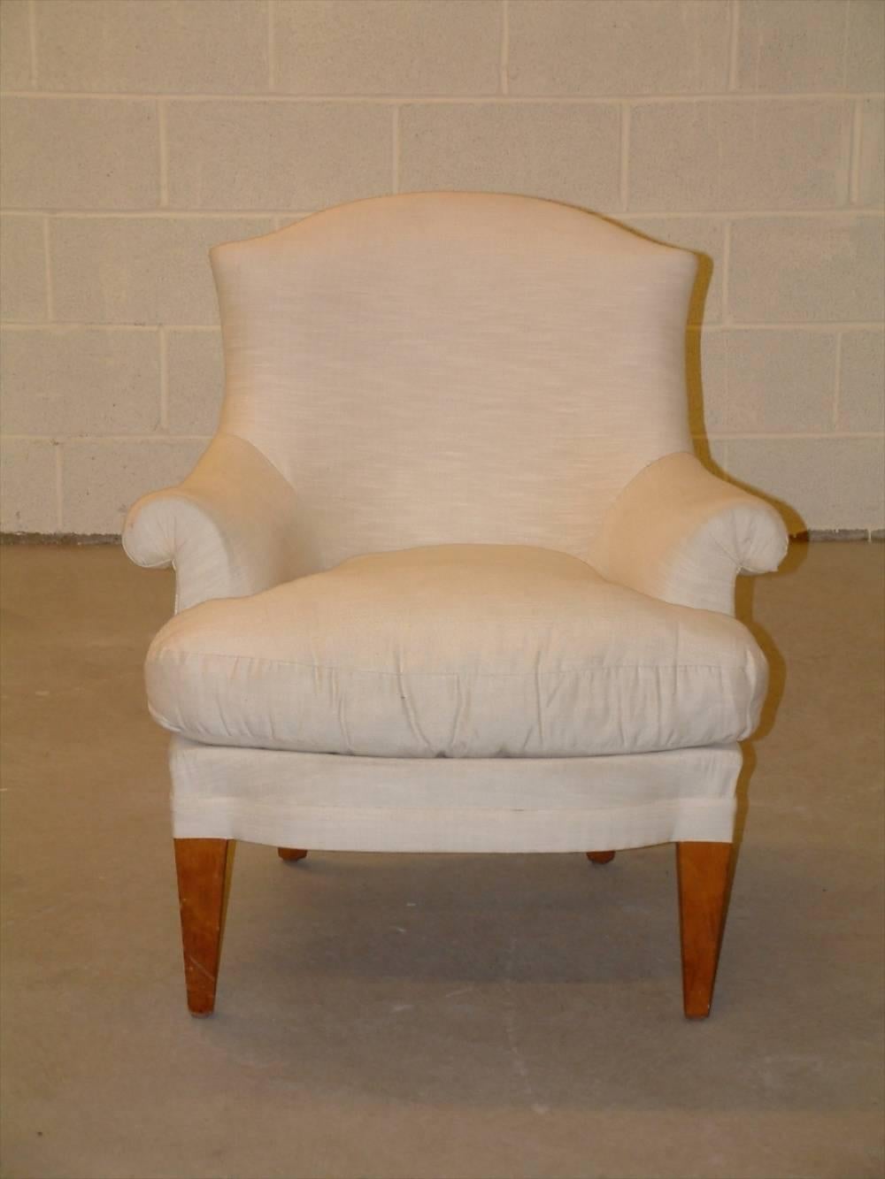 French Art Deco club chairs, currently in muslin, French, circa 1935. Three available. Signed. Please see detail photos.

Please note these chairs are in the original muslin, as produced. They require outer fabric and minimal restoration.