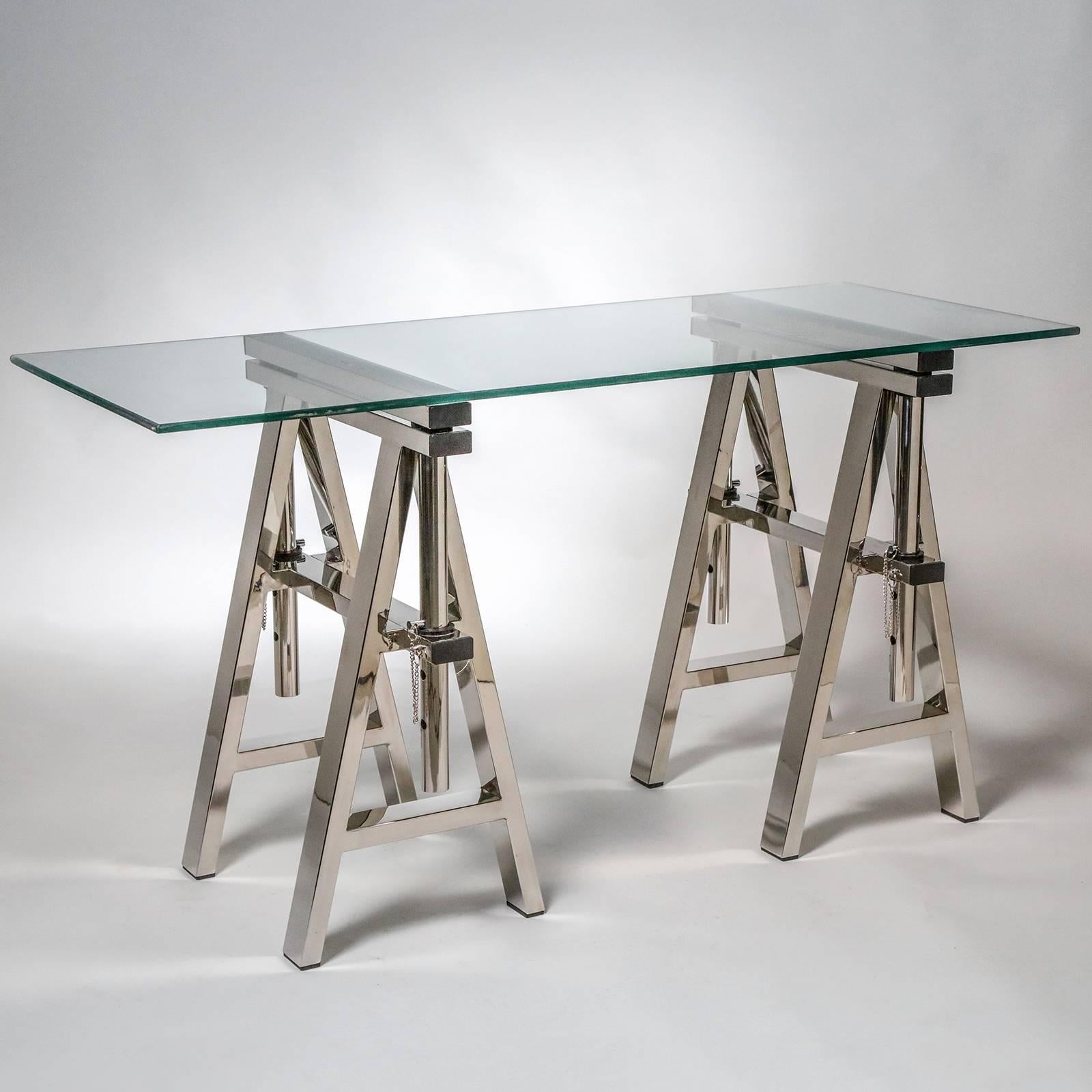 Perfect solution to customize your space! This pair of 20
