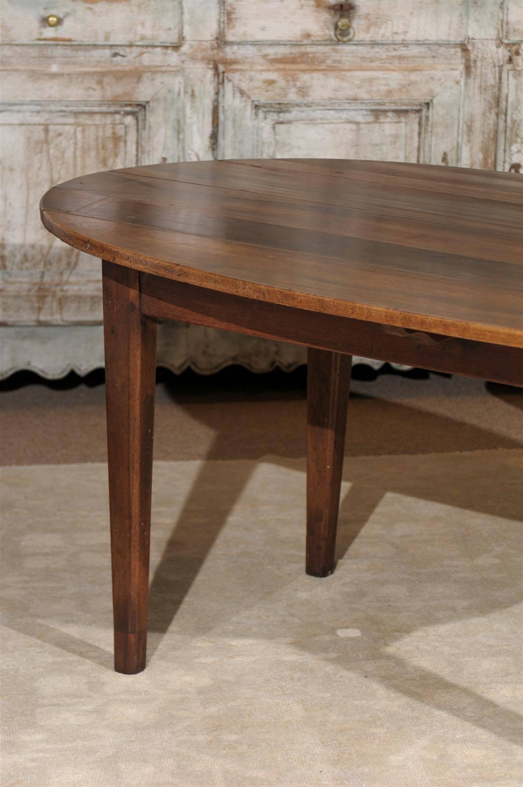 19th Century Walnut Dining Table from France, circa 1880 In Good Condition In Atlanta, GA