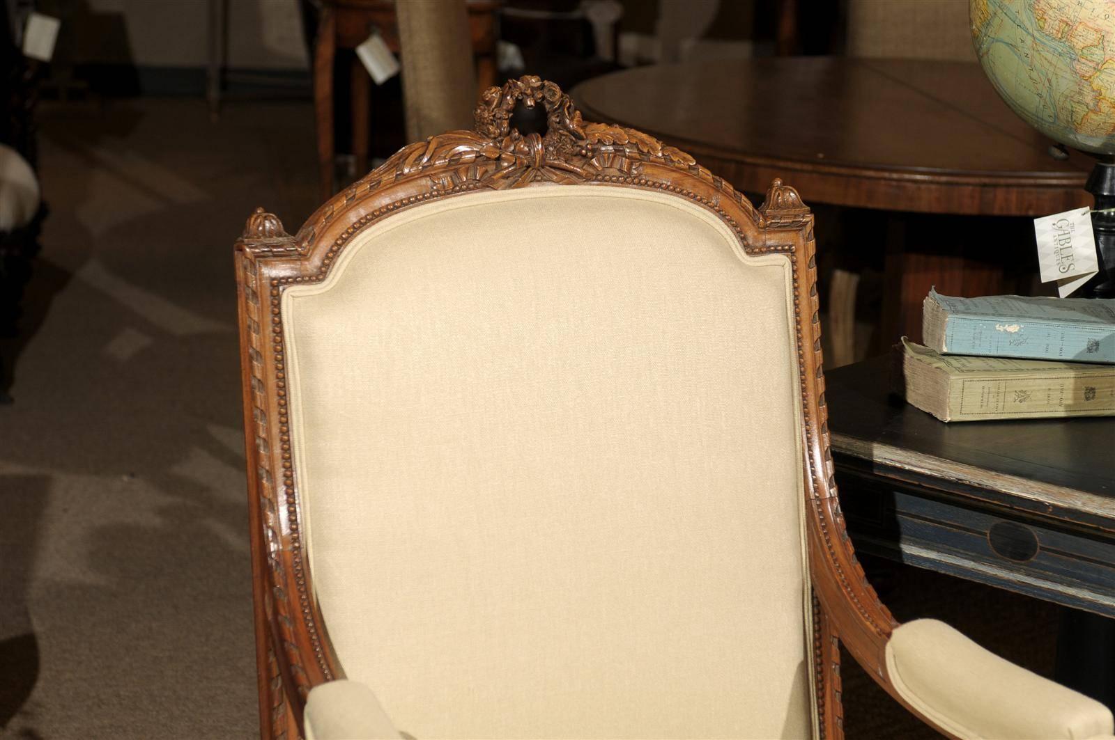 Single Antique Louis XVI Style Armchair in Walnut, circa 1870 For Sale 3