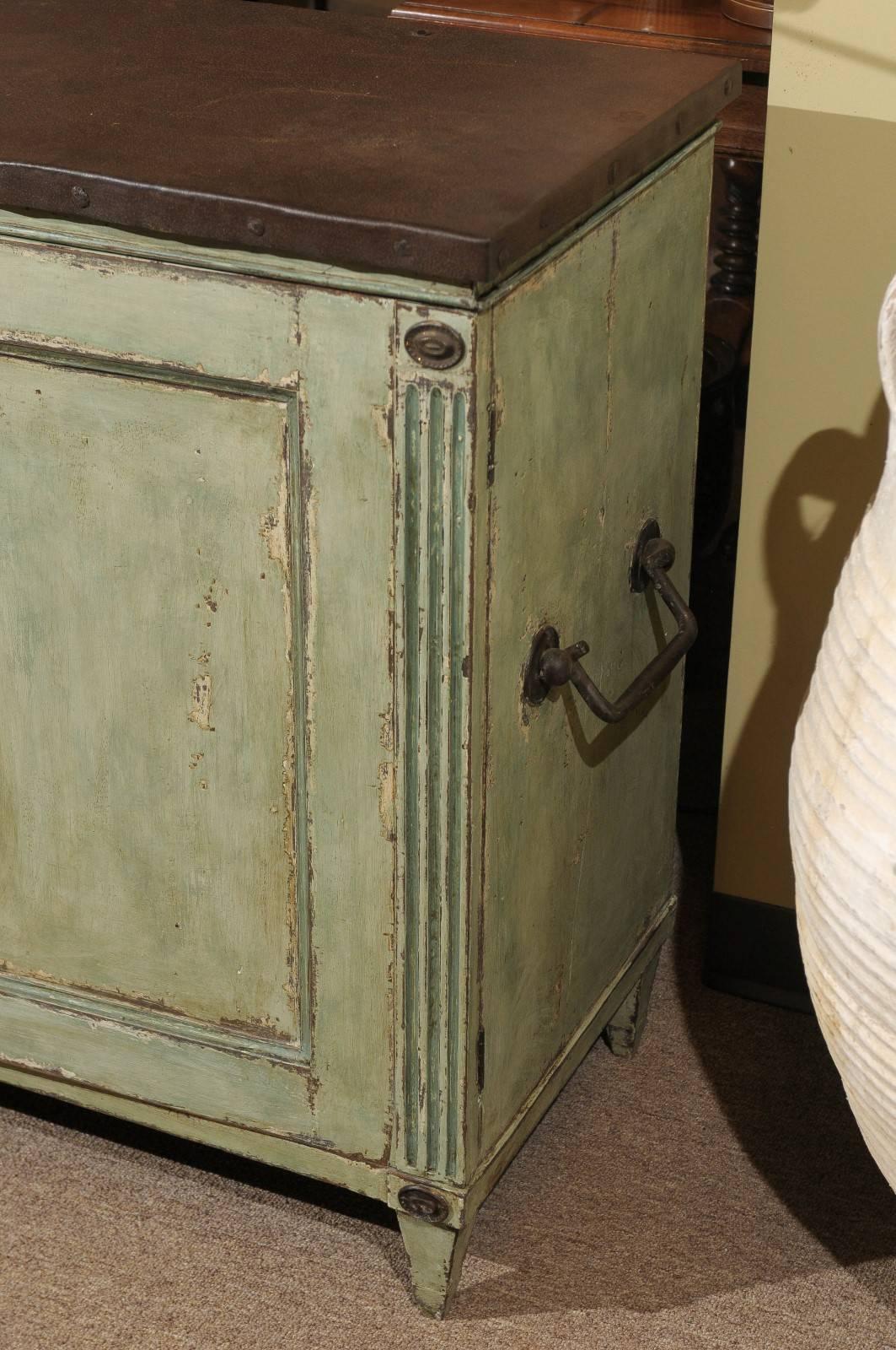 Vintage Louis XVI Style  Painted French Buffet with Zinc Top, circa 1940 For Sale 3