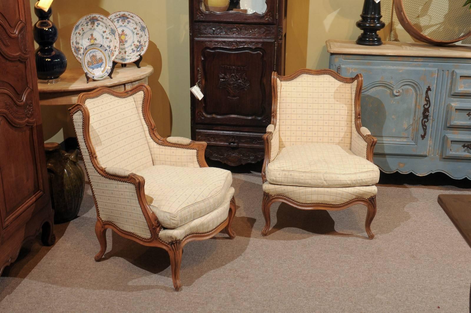 French Pair of 19th Century Walnut  Louis XV Style Bergeres, circa 1880 For Sale