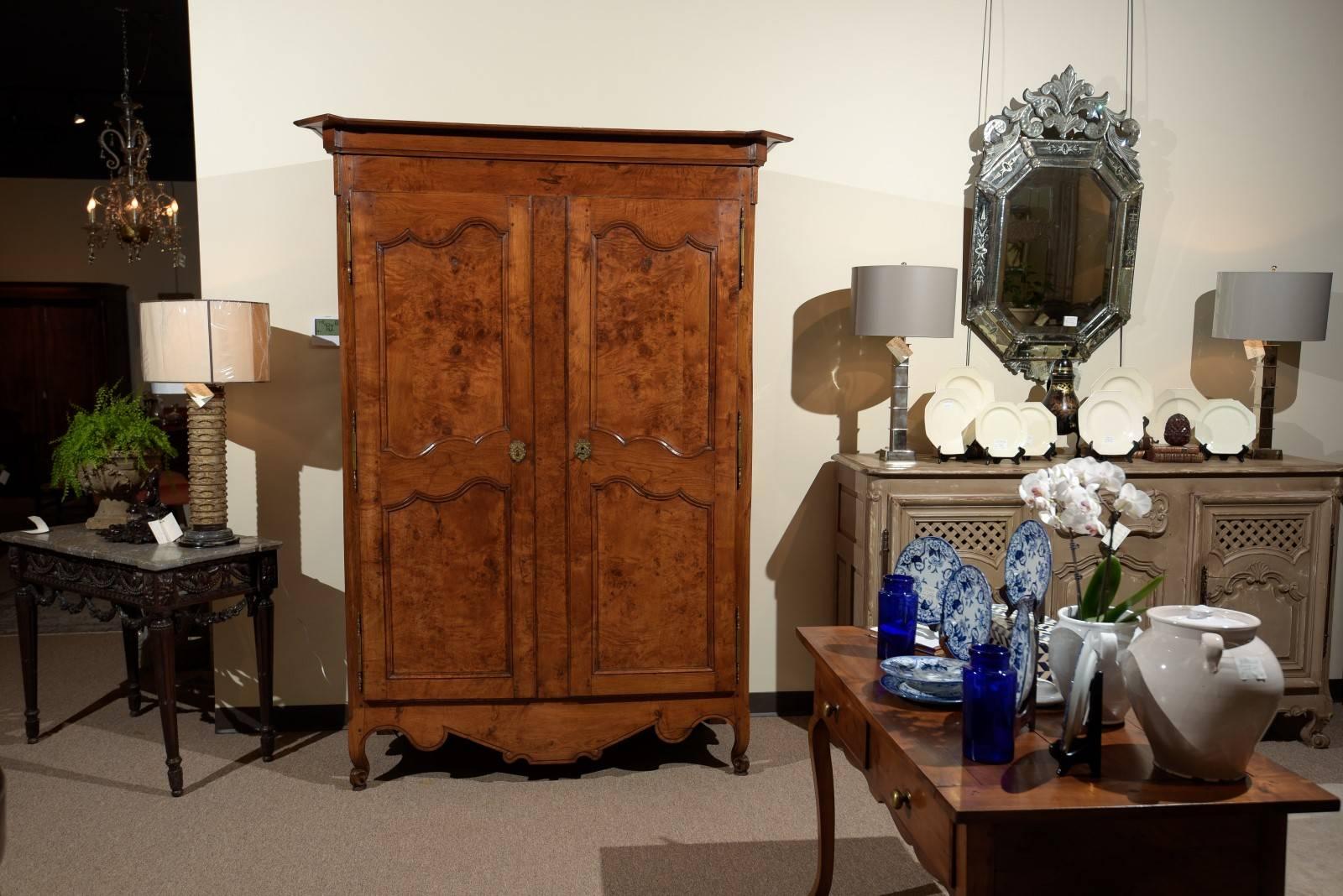 19th Century French Armoire in Burled Ash, circa 1850 In Excellent Condition For Sale In Atlanta, GA