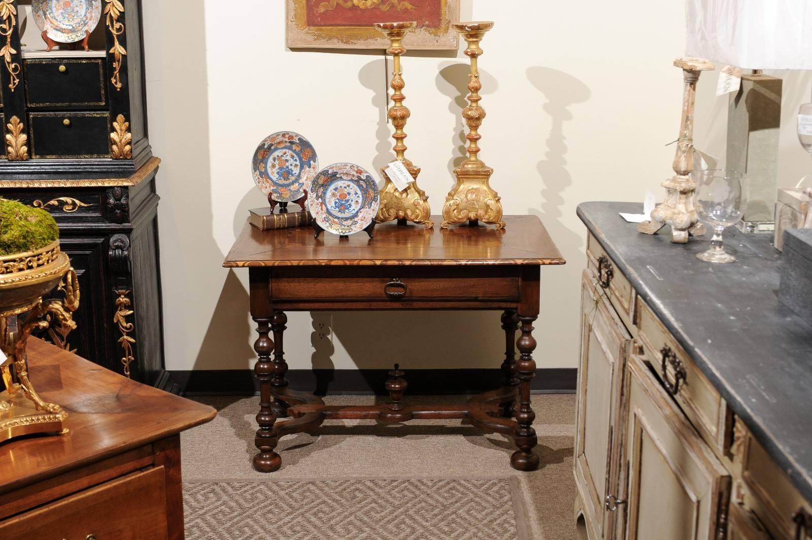 18th Century French Walnut Side Table, circa 1790 In Excellent Condition For Sale In Atlanta, GA