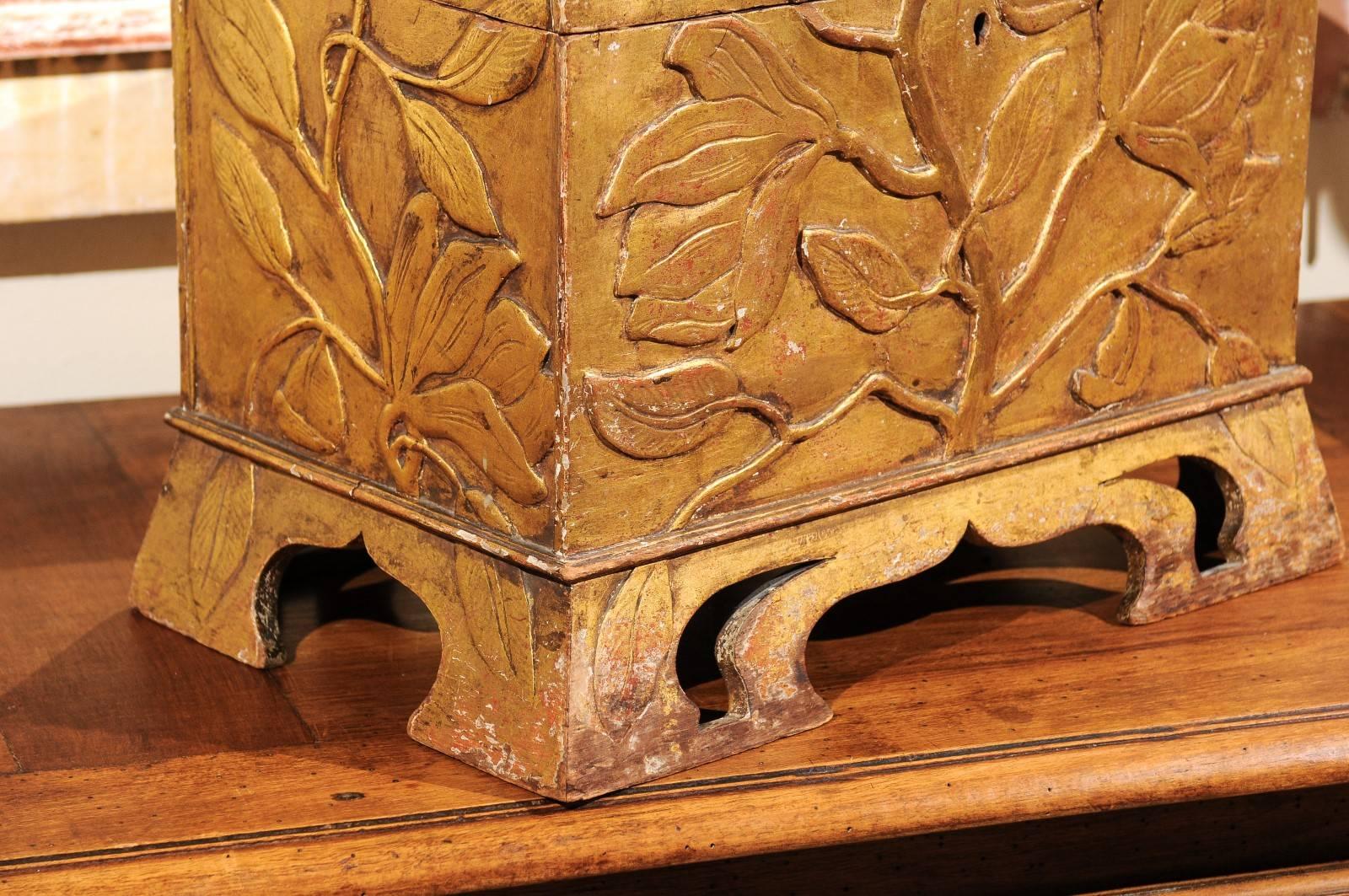 Period Art Nouveau Gilded Wood Coffer, circa 1900 In Good Condition For Sale In Atlanta, GA