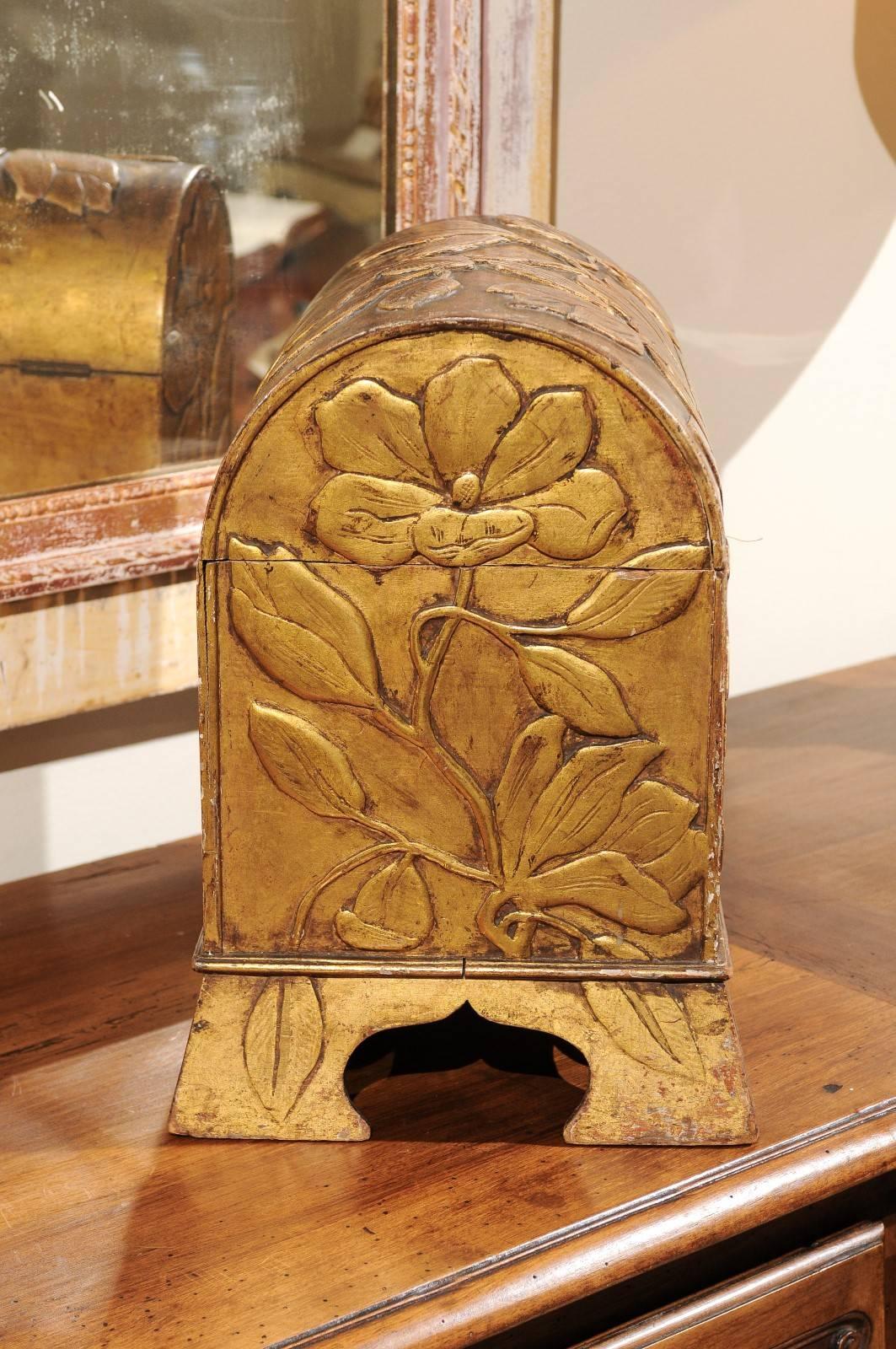 20th Century Period Art Nouveau Gilded Wood Coffer, circa 1900 For Sale