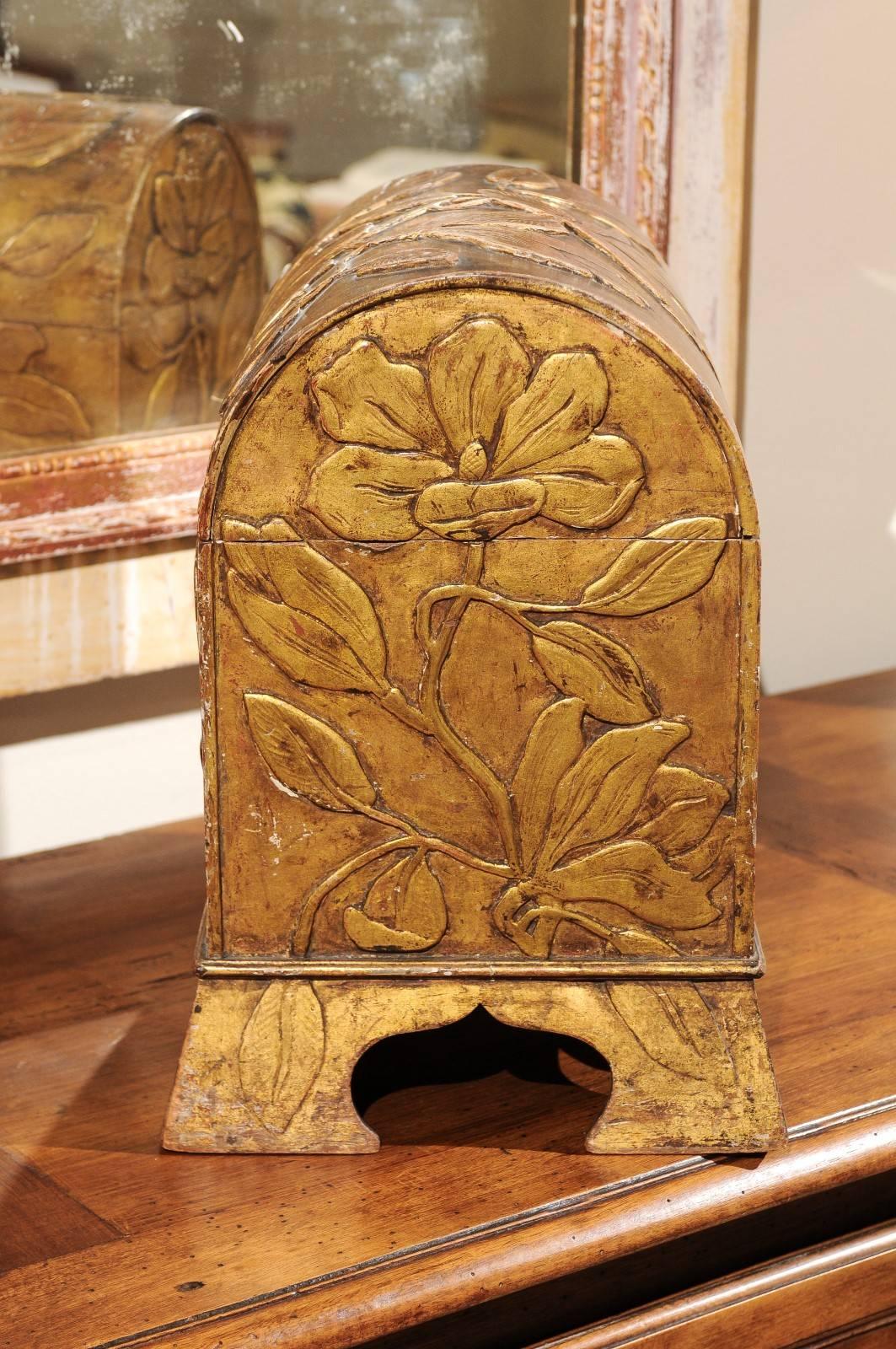 Period Art Nouveau Gilded Wood Coffer, circa 1900 For Sale 4