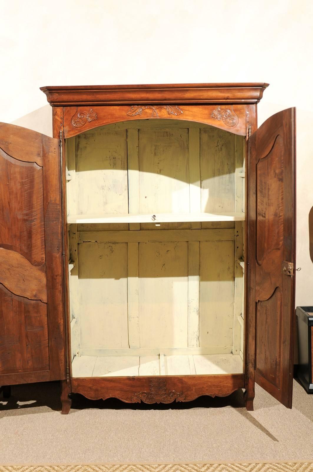 19th Century French Cherry Armoire, circa 1860 For Sale 4