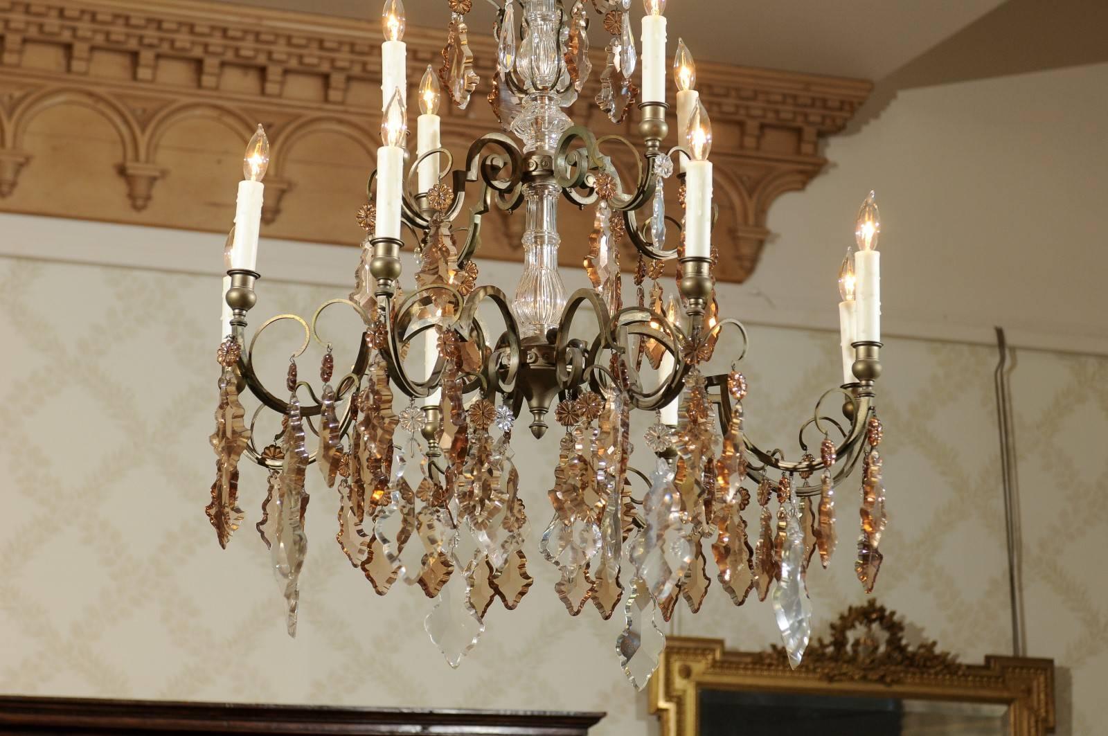 20th Century Vintage French Bronze and Crystal Chandelier with 12 Arms, circa 1940 For Sale